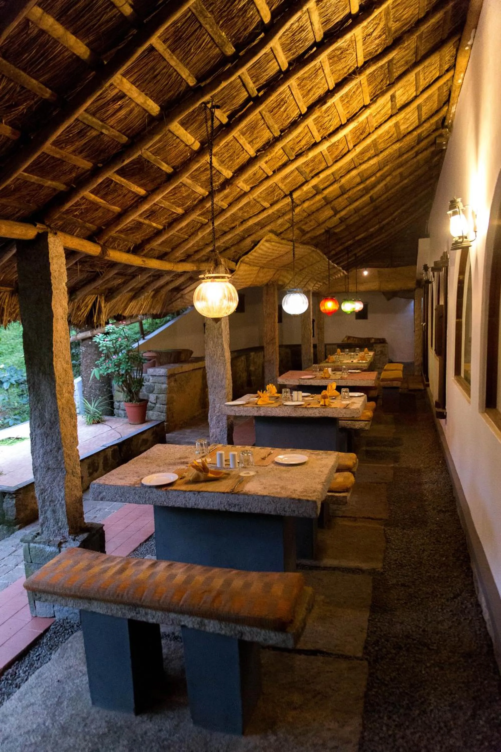 Restaurant/places to eat in Amritara Shalimar Spice Garden Resort & Spa