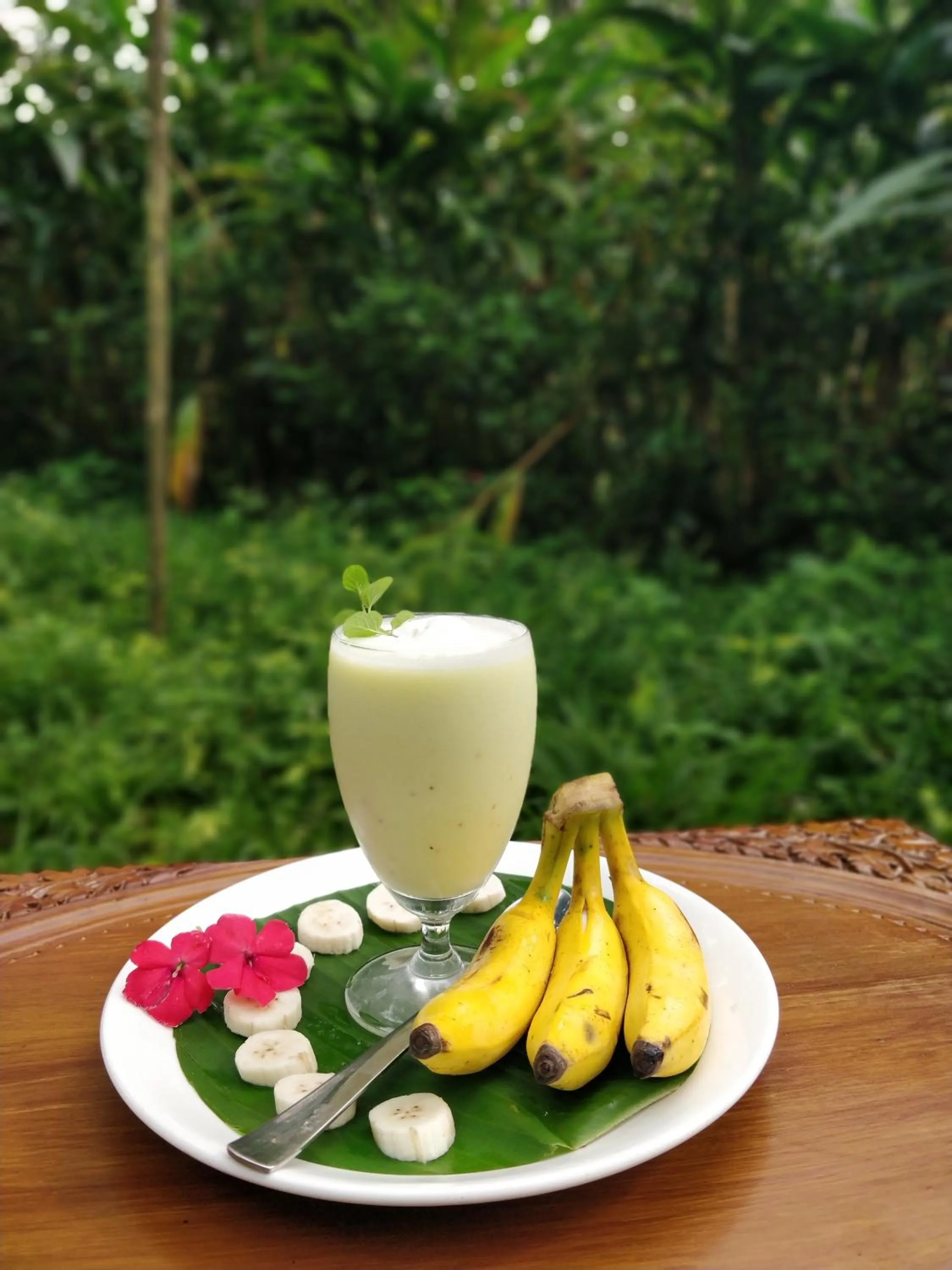 Food and drinks in Amritara Shalimar Spice Garden Resort & Spa