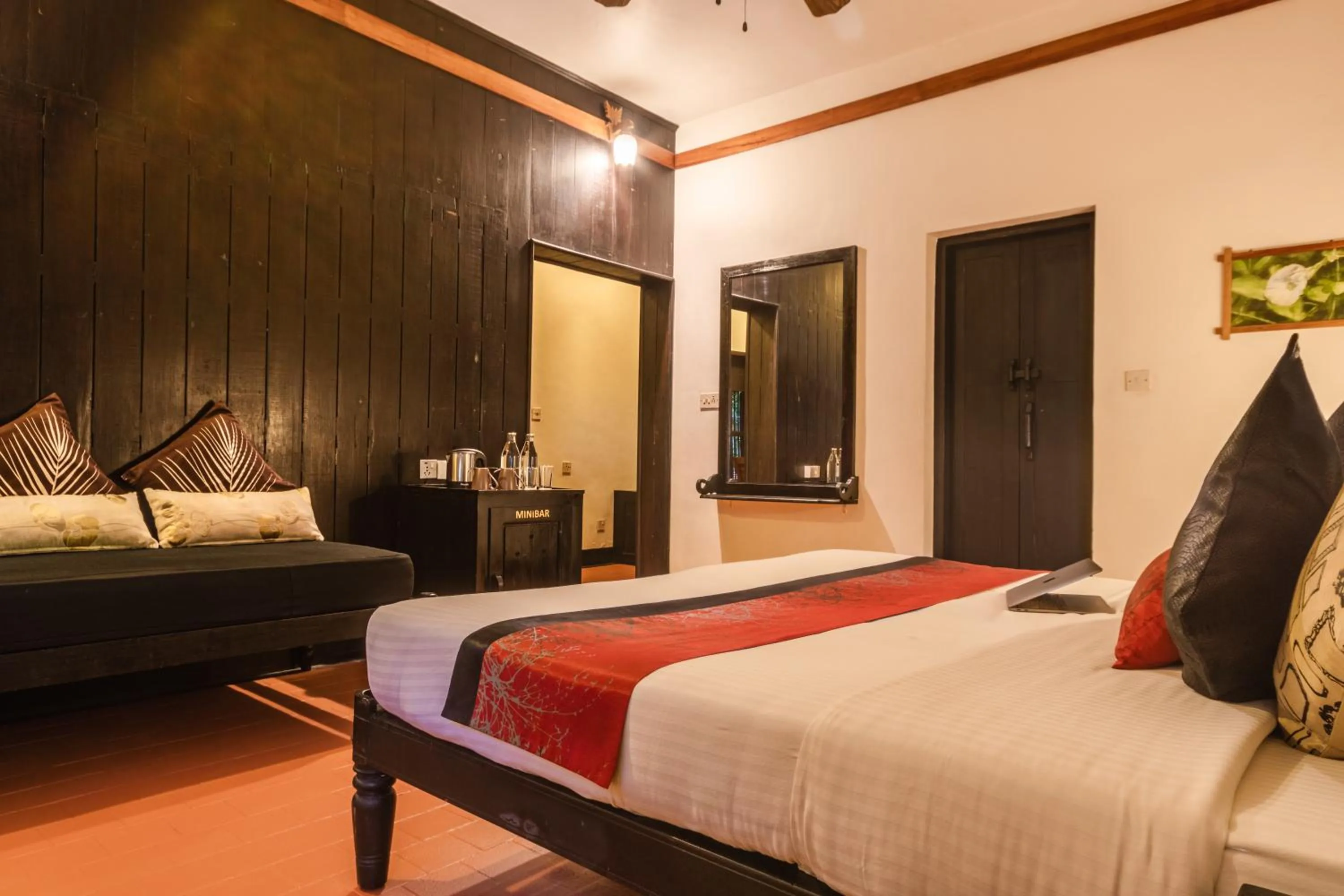Bed in Amritara Shalimar Spice Garden Resort & Spa