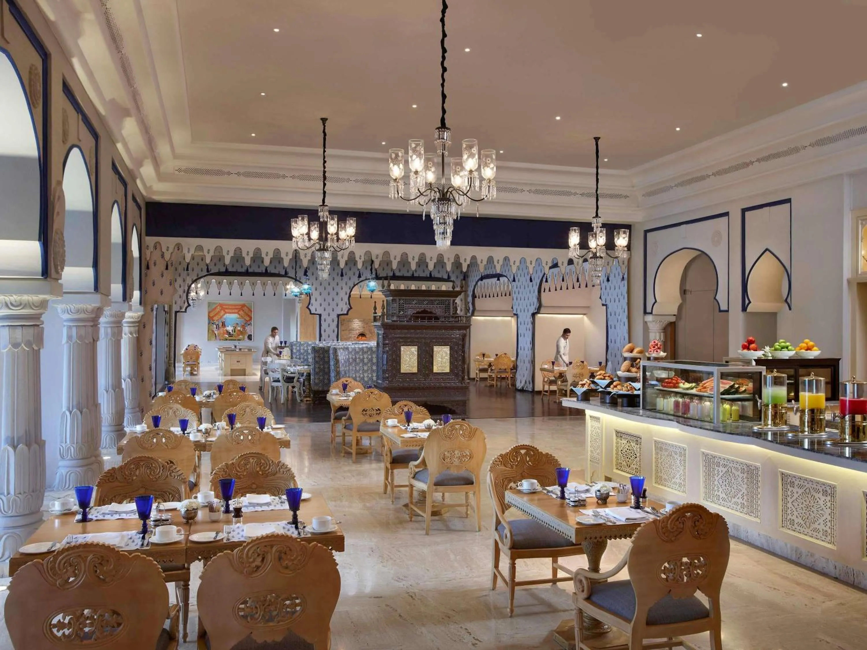 Restaurant/places to eat in Fairmont Jaipur