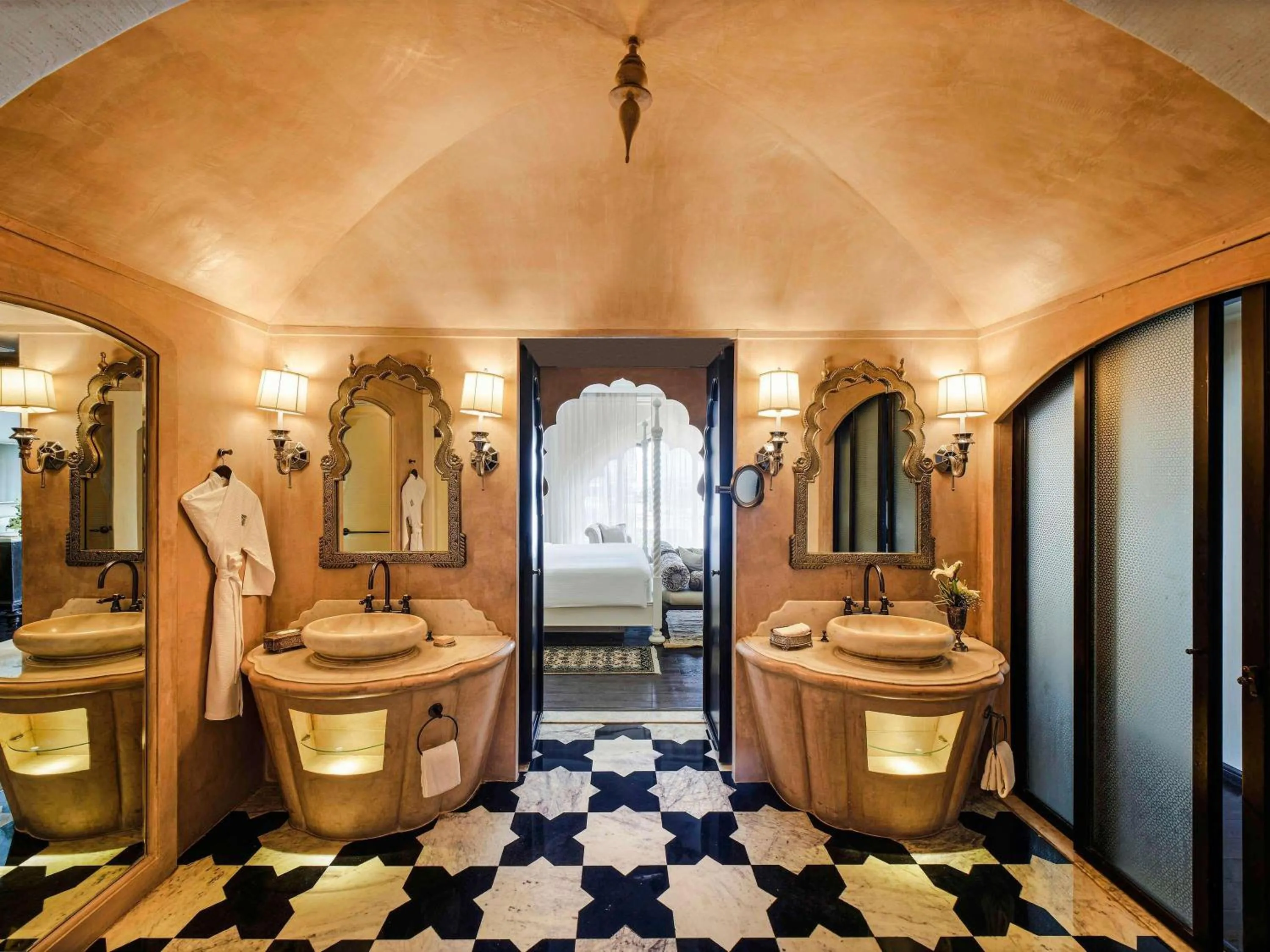 Bedroom in Fairmont Jaipur