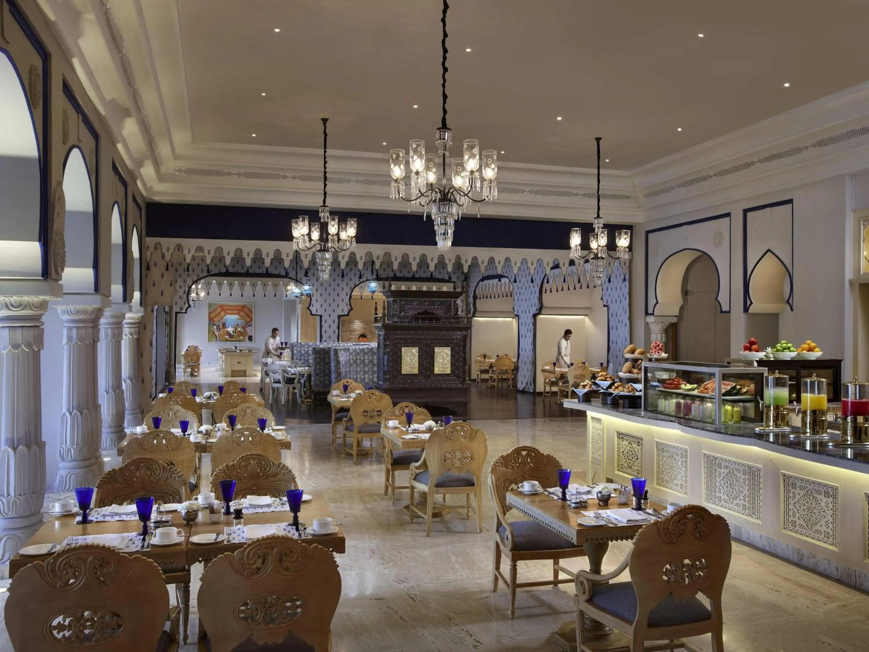 Restaurant/places to eat in Fairmont Jaipur