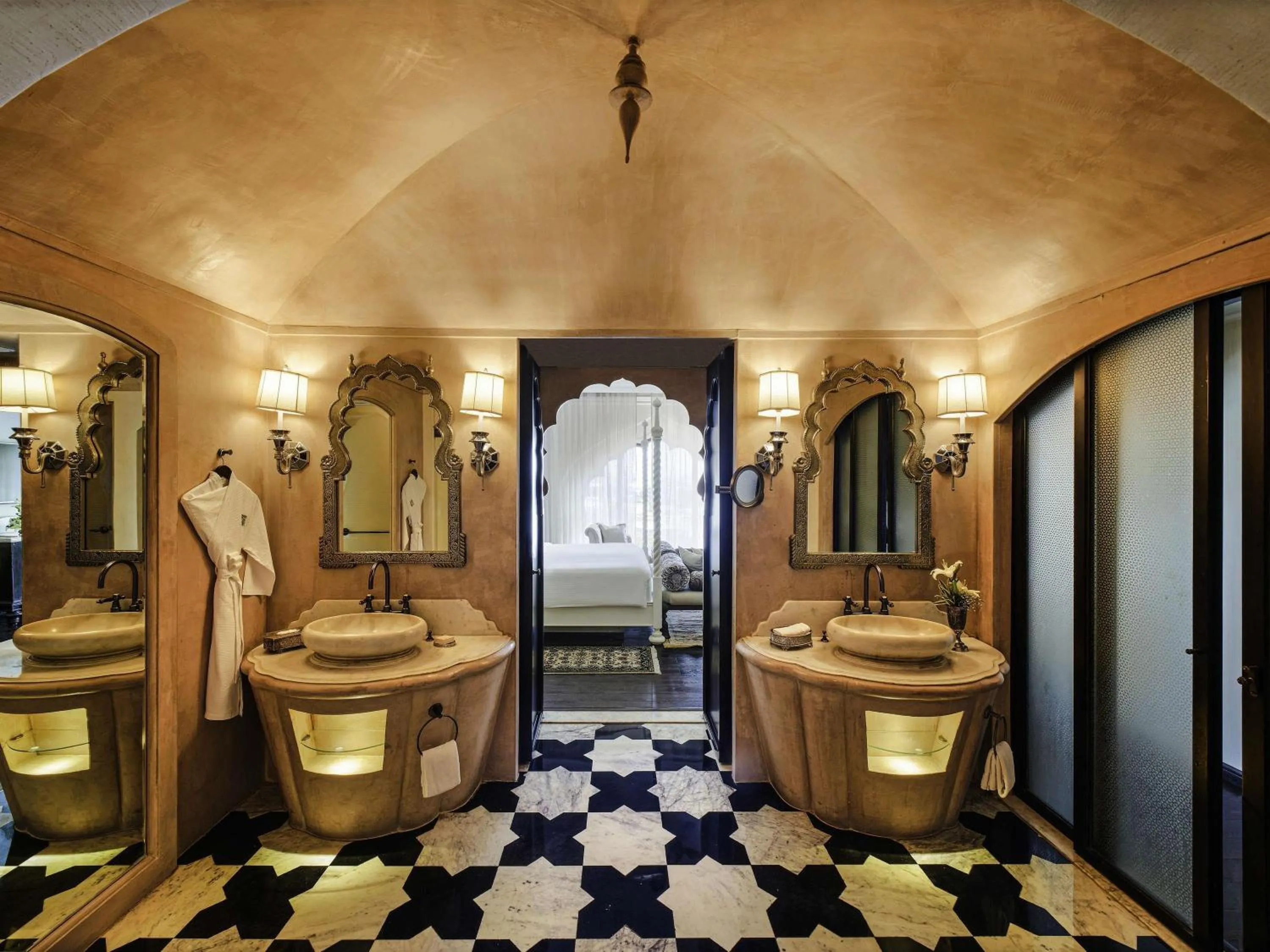 Bedroom in Fairmont Jaipur