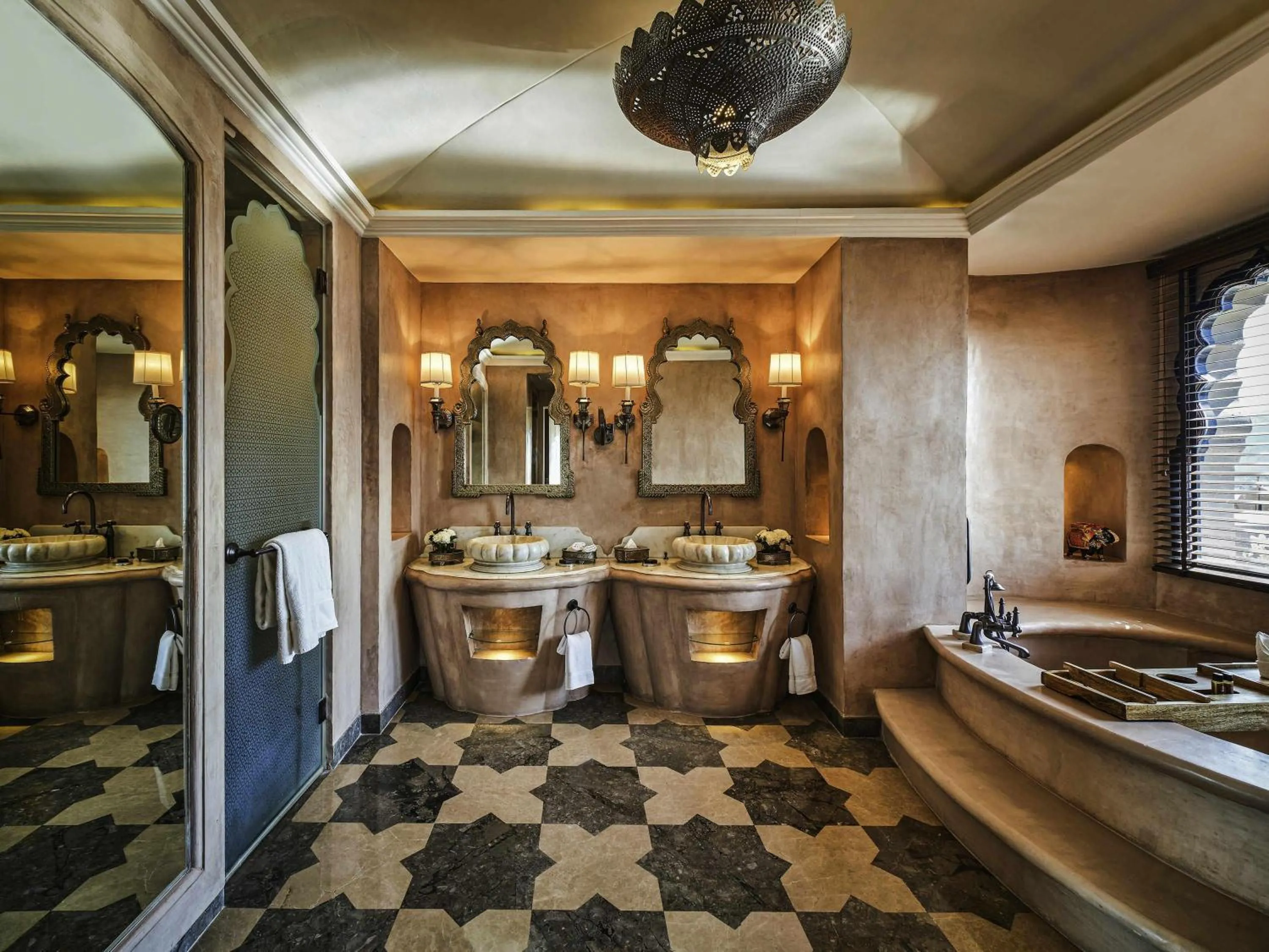 Bedroom in Fairmont Jaipur