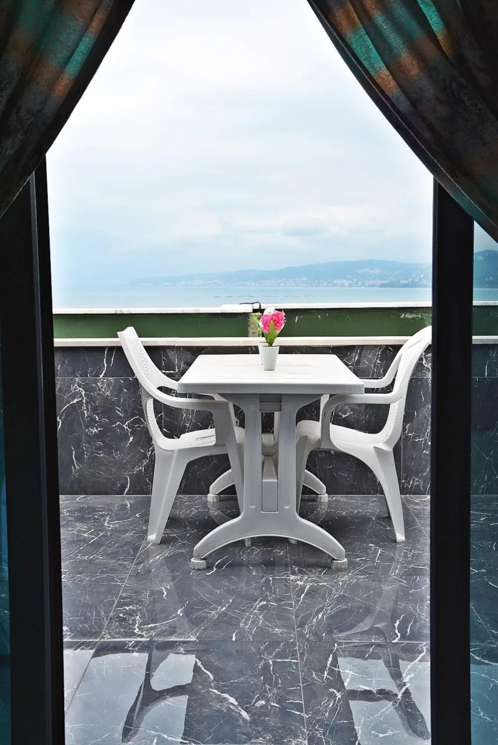 Balcony/Terrace in 61 Park Hotel