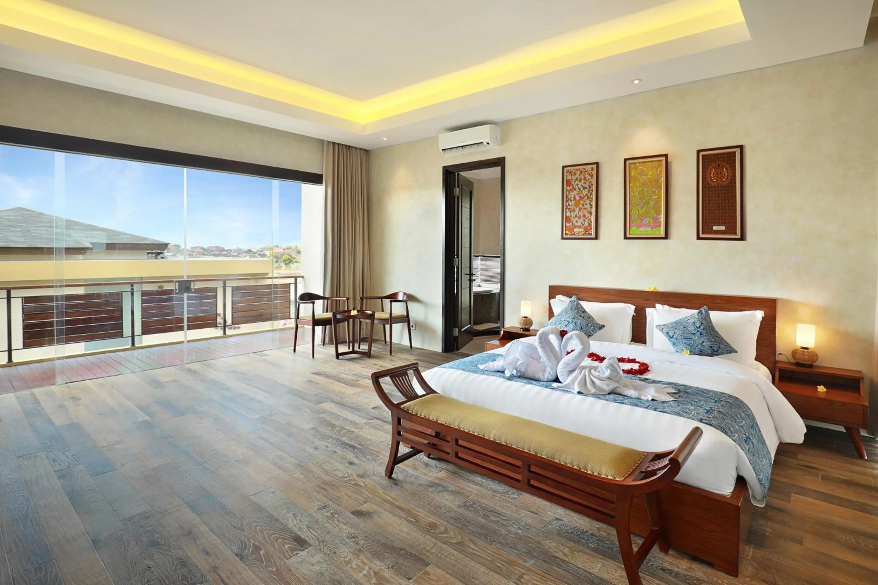 Bedroom, Bed in The Miracle Villa Nusa Dua