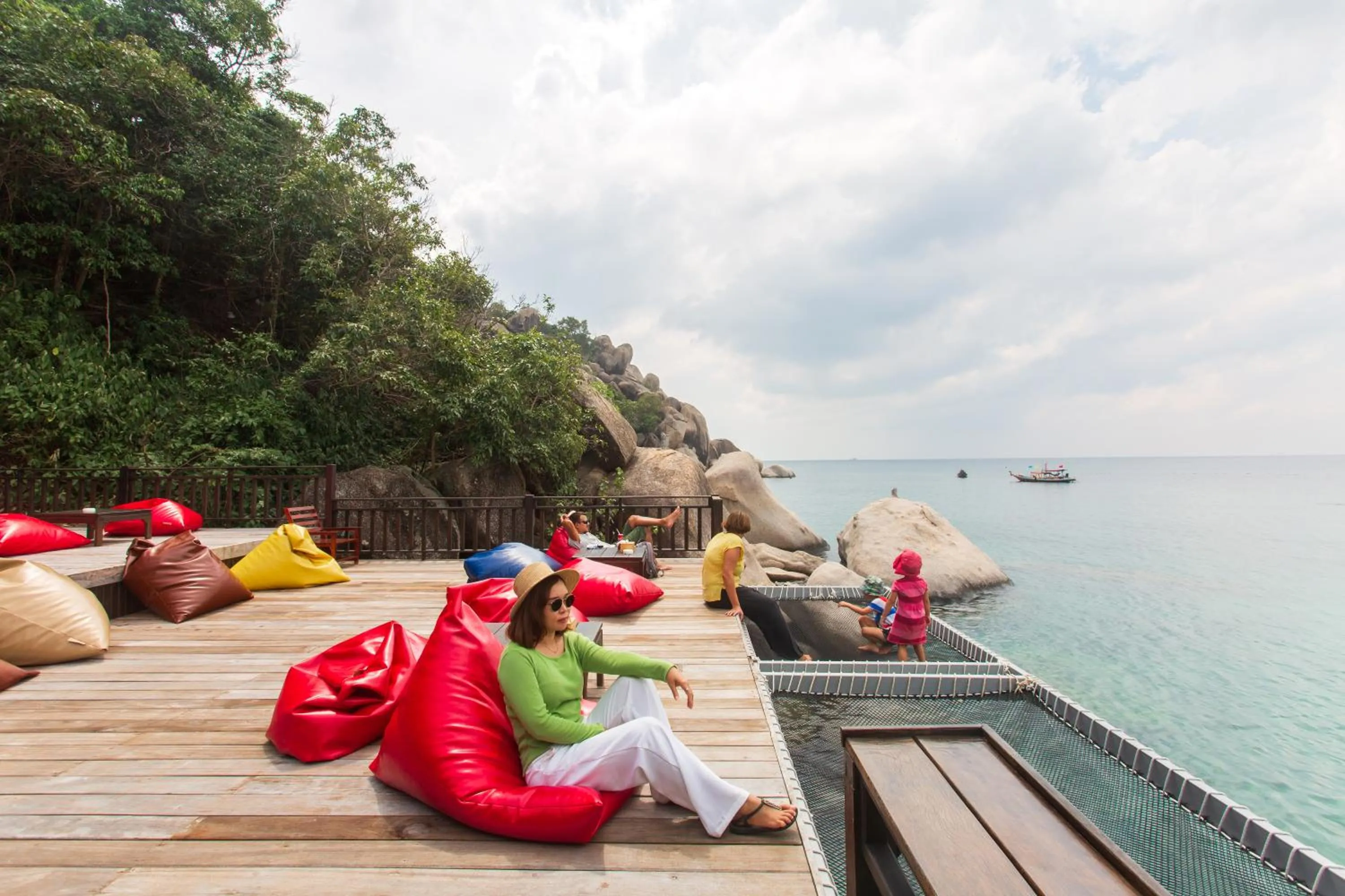 Seating area in Koh Tao Relax Freedom Beach Resort