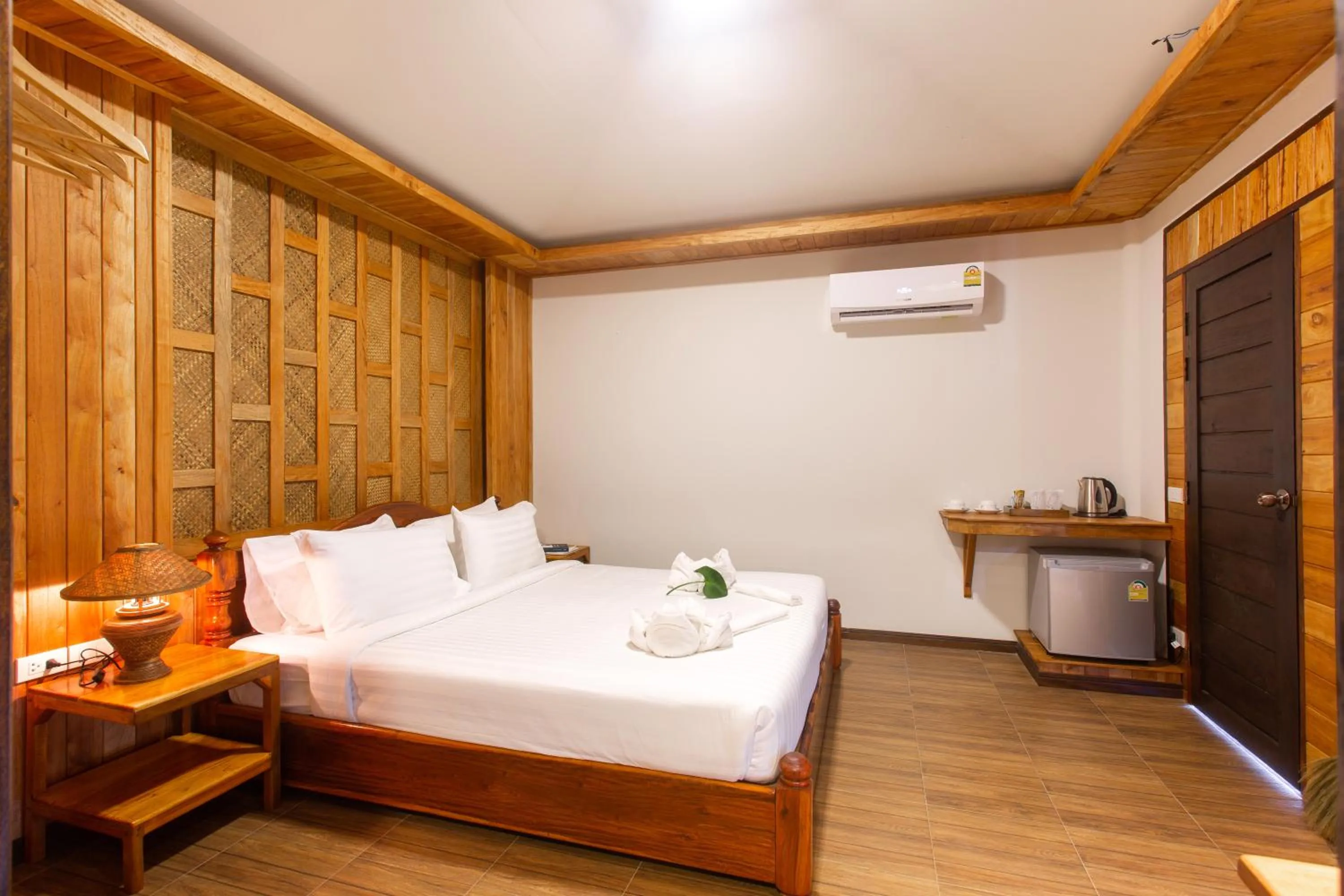 Bedroom, Bed in Koh Tao Relax Freedom Beach Resort