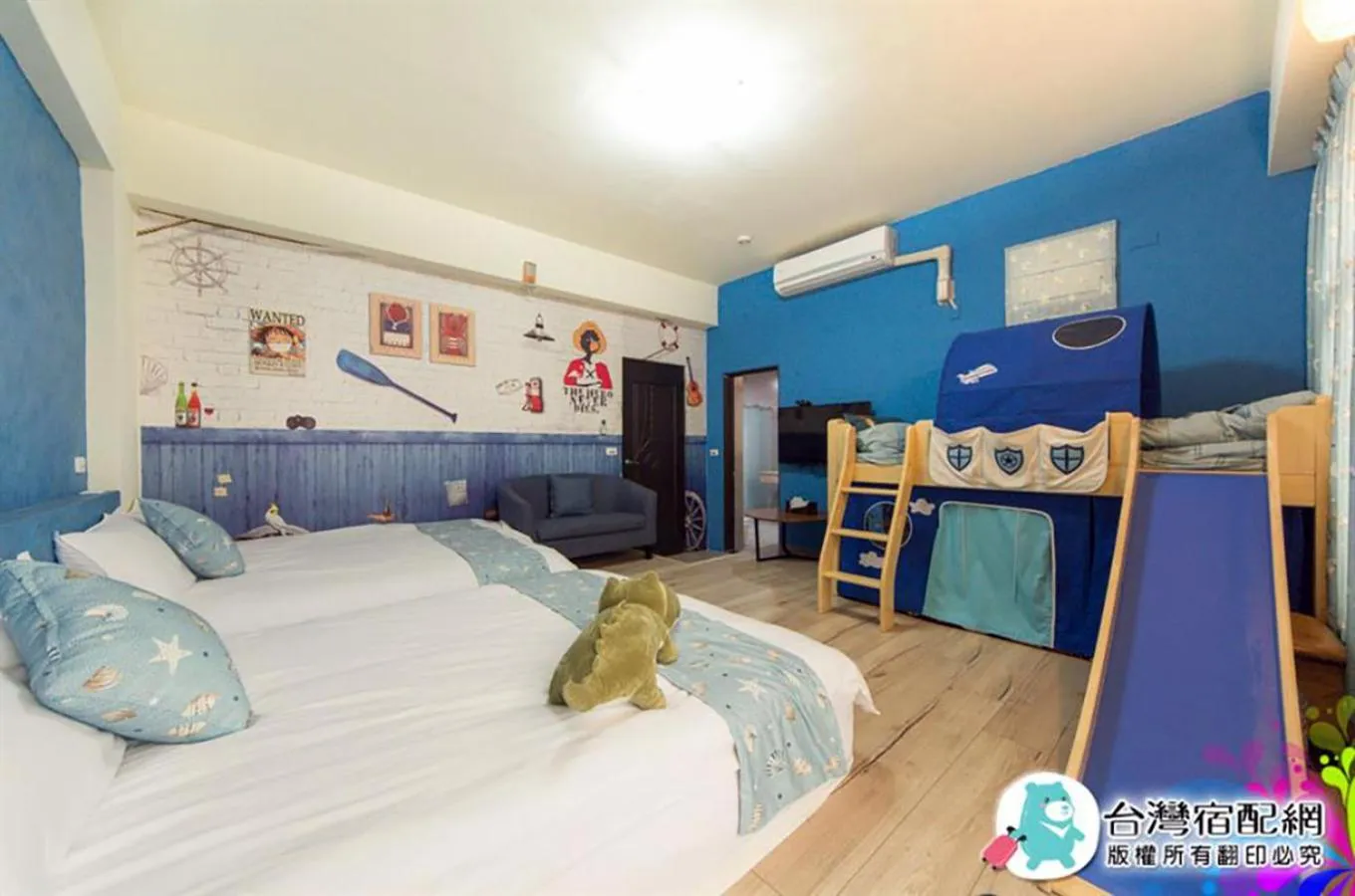 bunk bed, Bed in East Coast