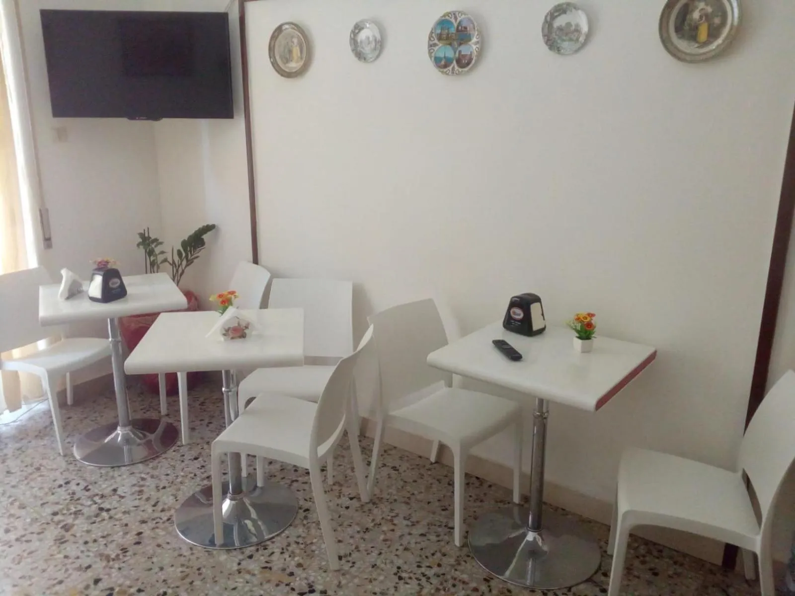 Continental breakfast in Victoria