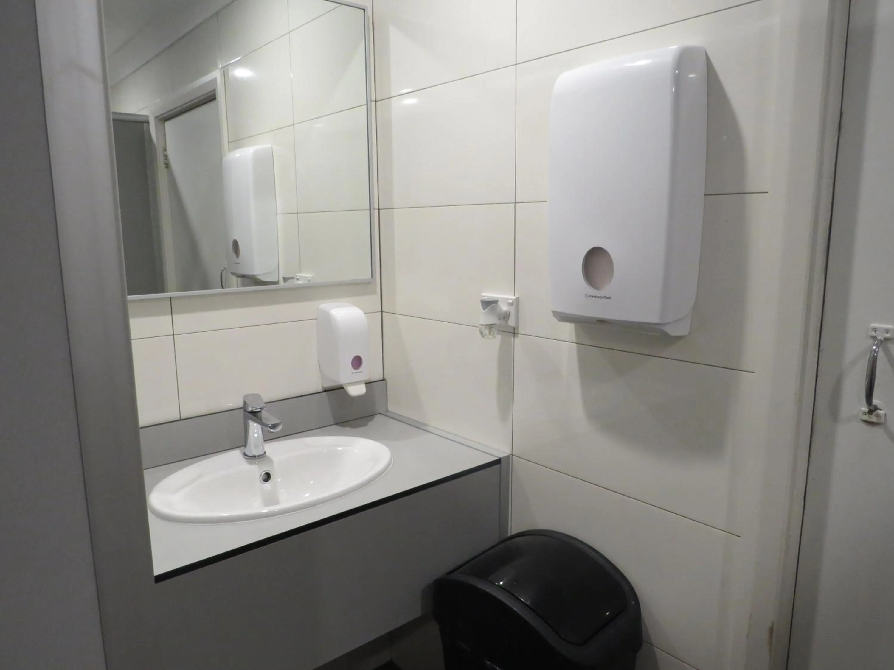 Bathroom in Highfield Private Hotel