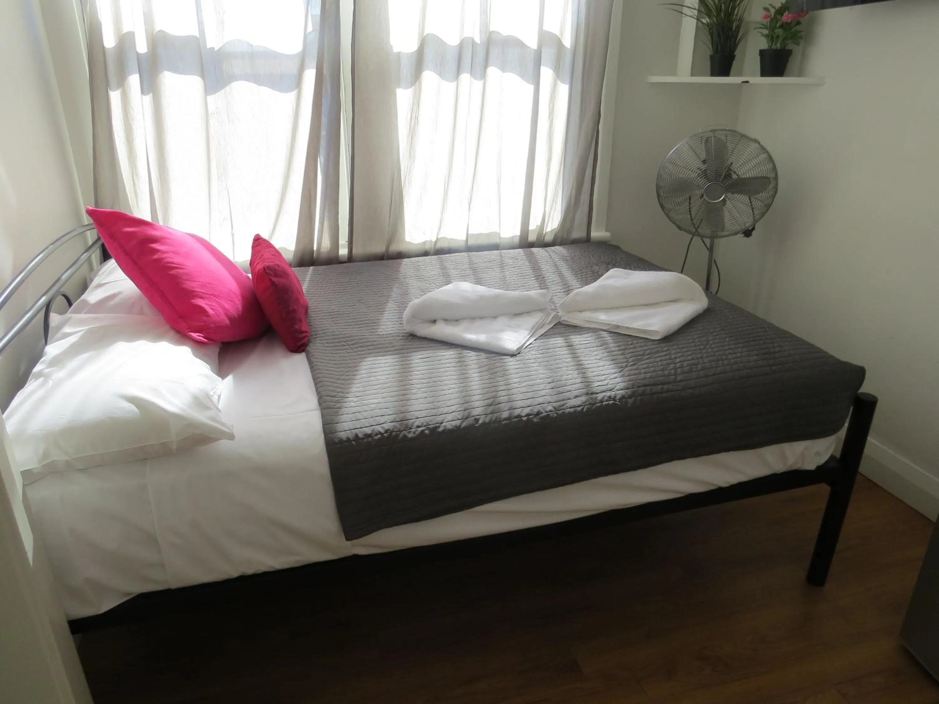 Bed in Highfield Private Hotel