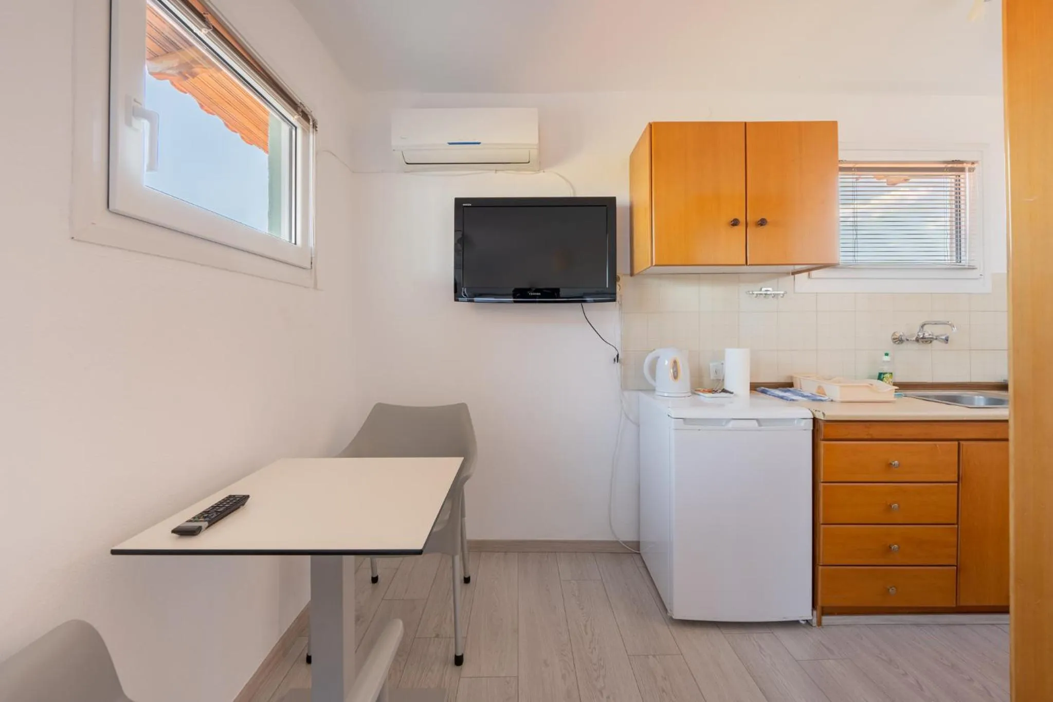 Kitchen or kitchenette in Kokkos Brothers