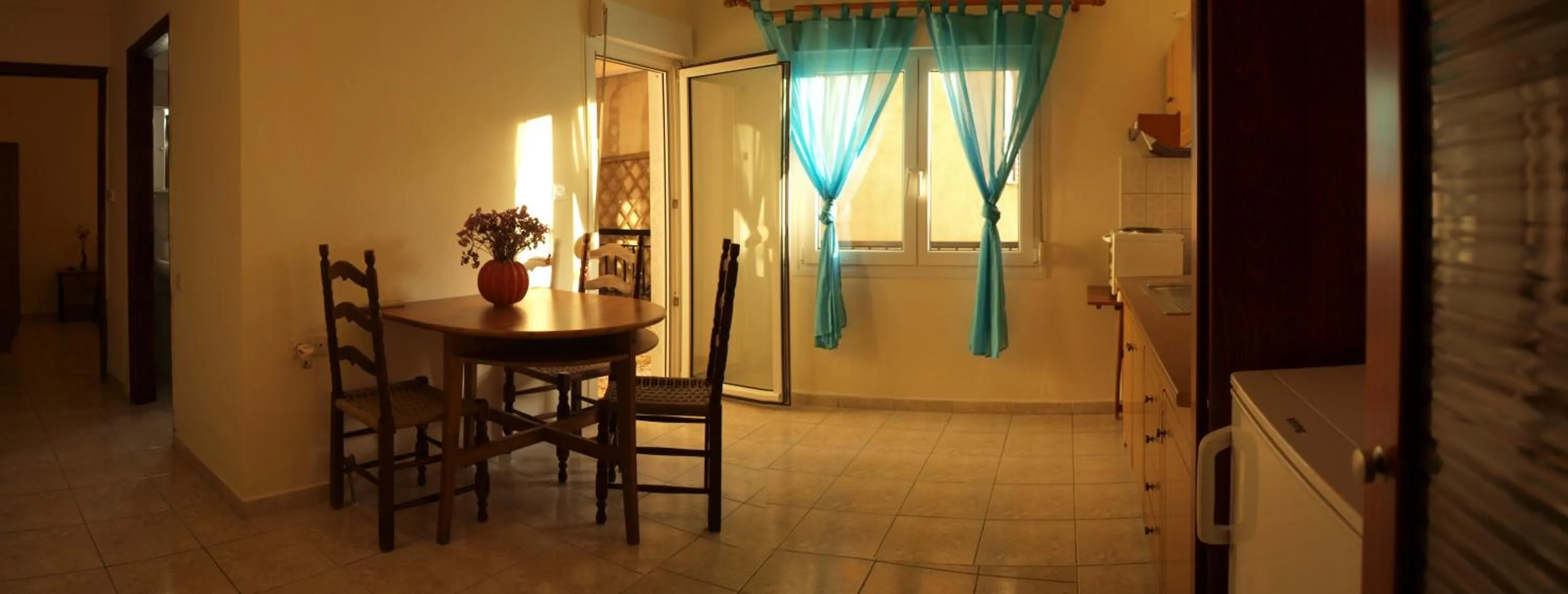 Kitchen or kitchenette in Kokkos Brothers