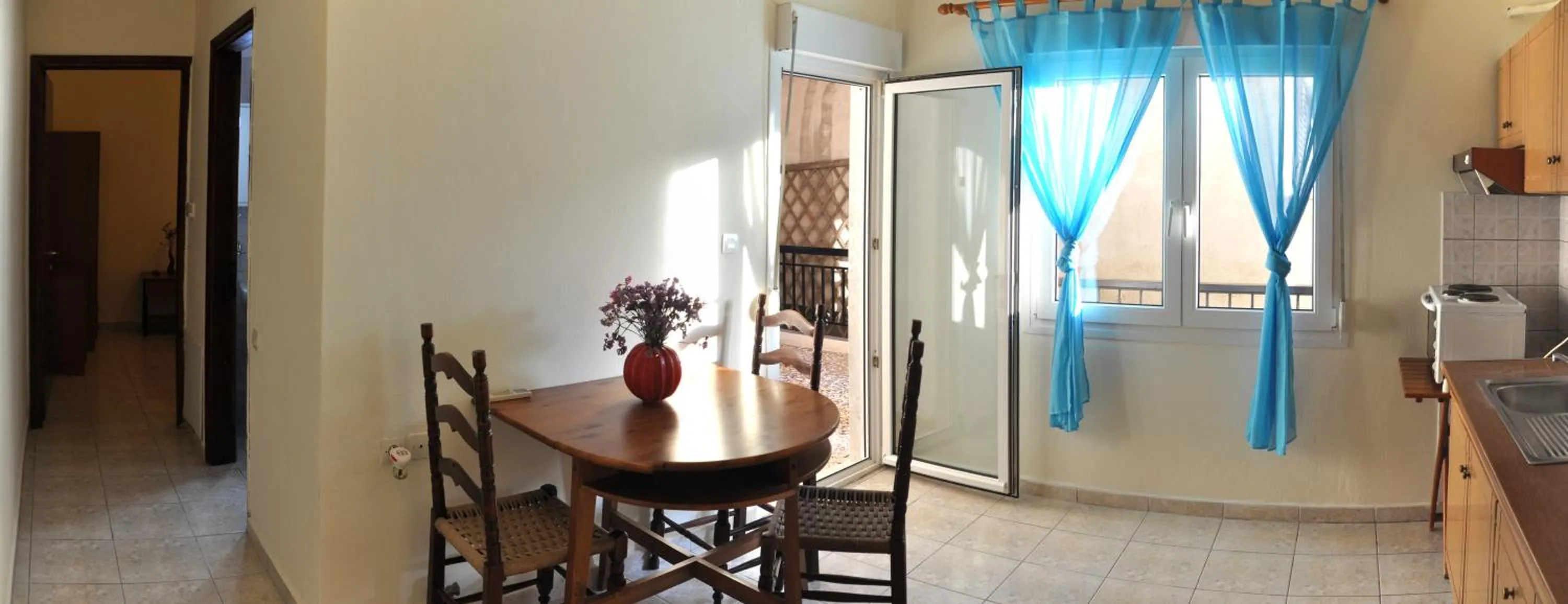 Kitchen or kitchenette in Kokkos Brothers