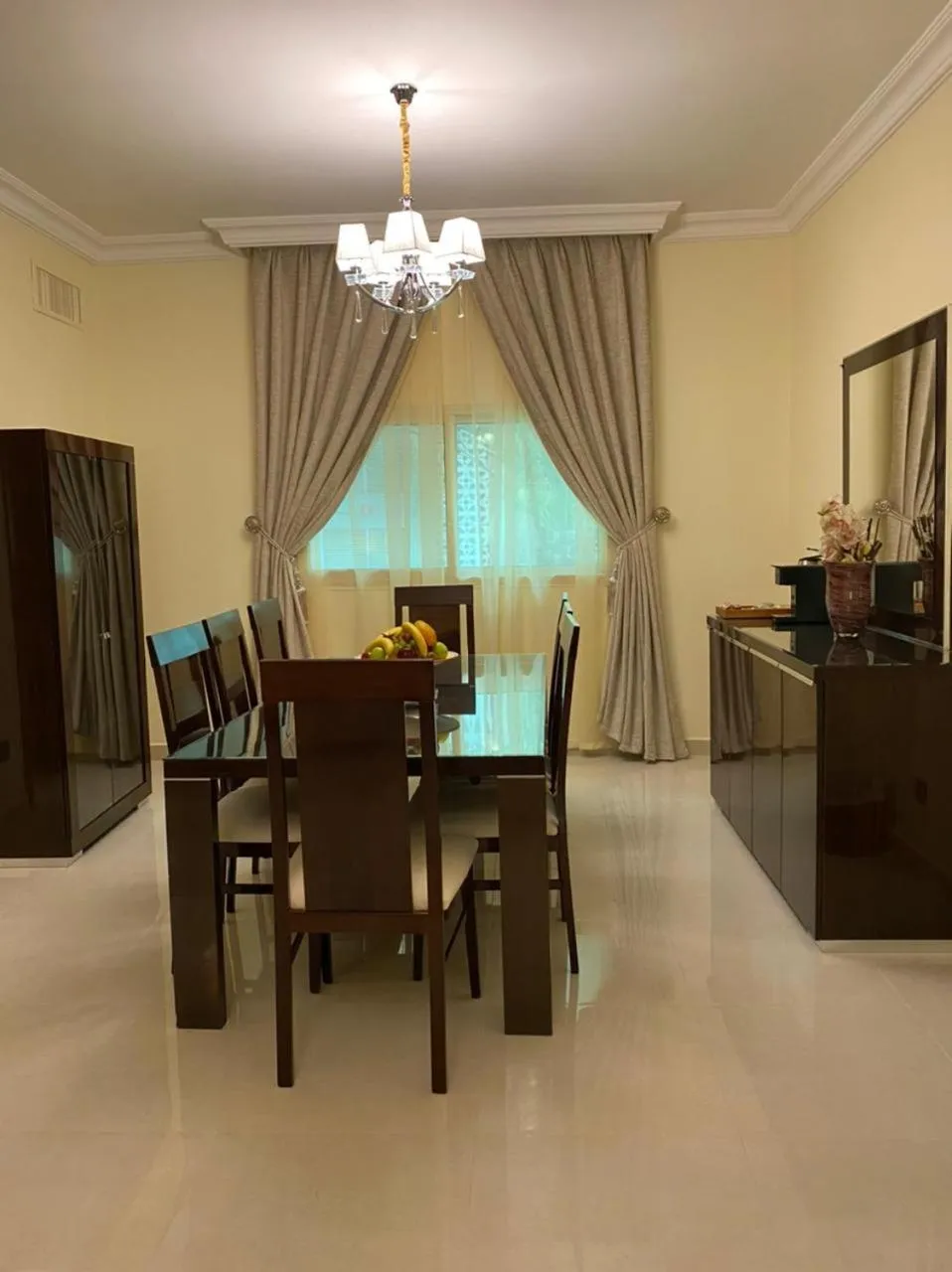 Al Gosaibi Hotel - Villa