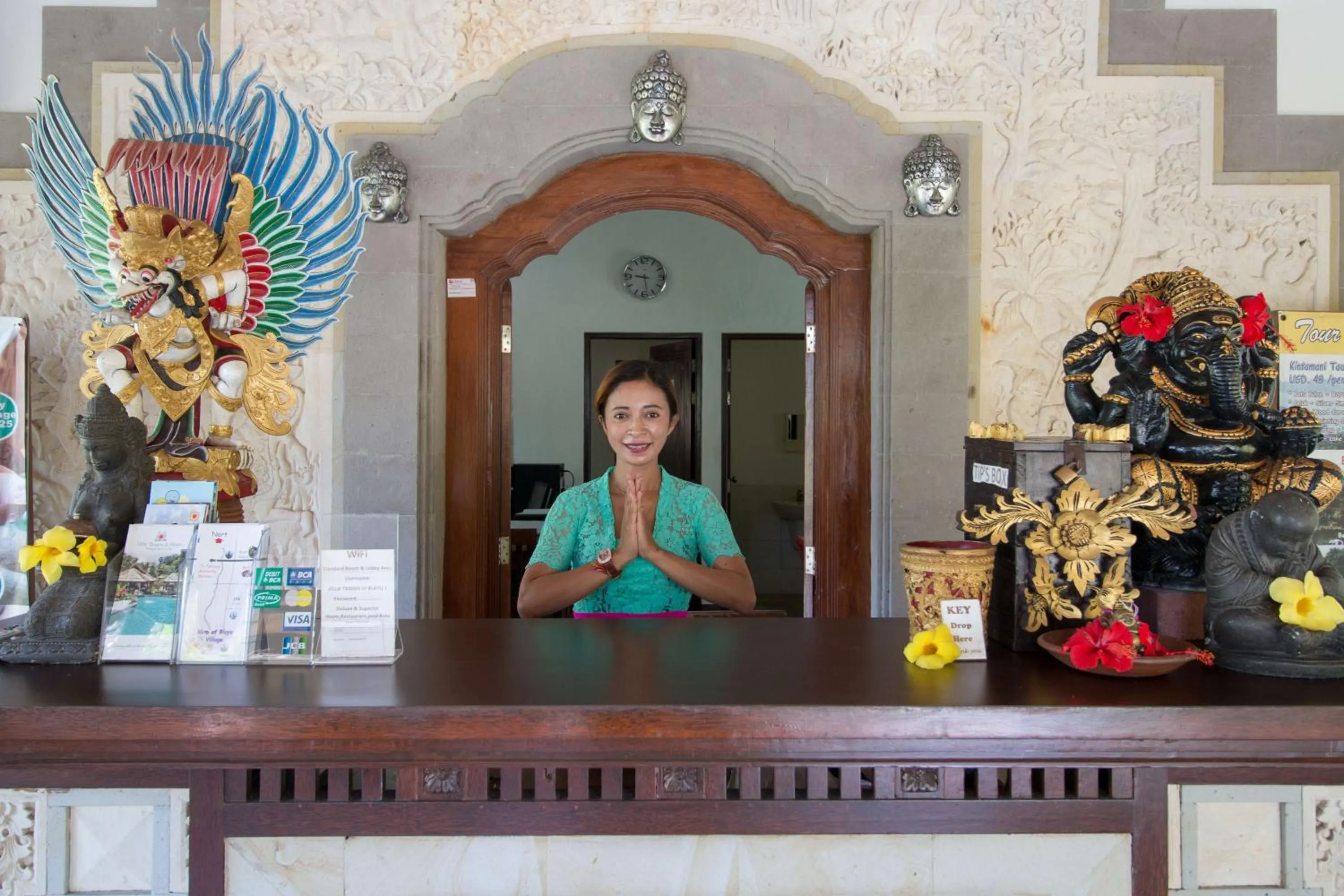 Staff in Villa Taman di Blayu by AGATA