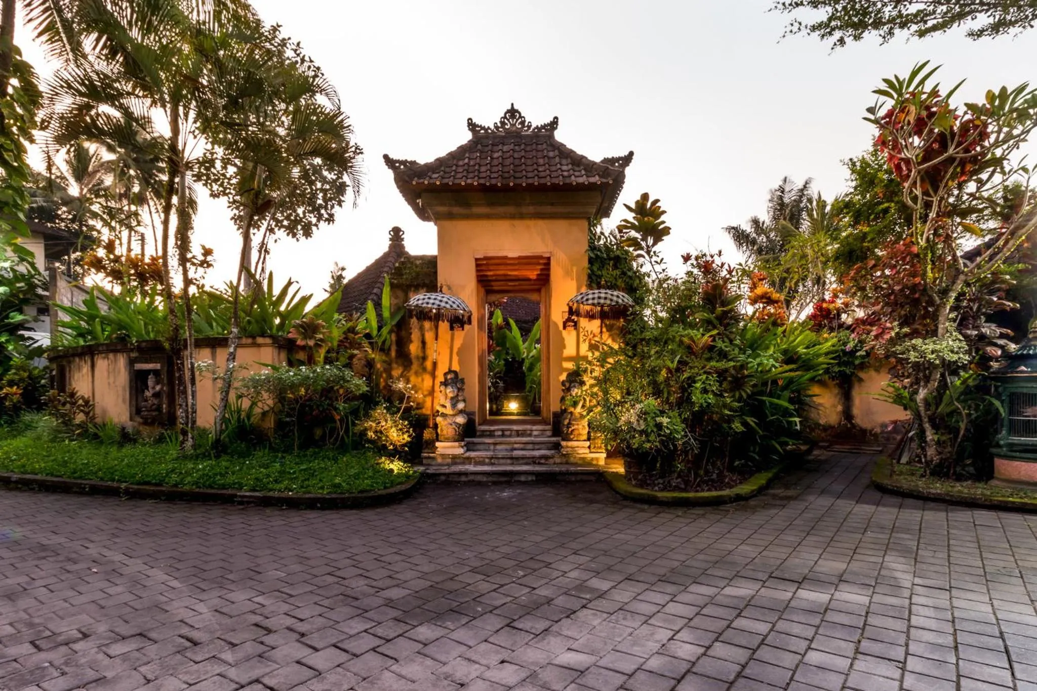 Property building in Villa Taman di Blayu by AGATA