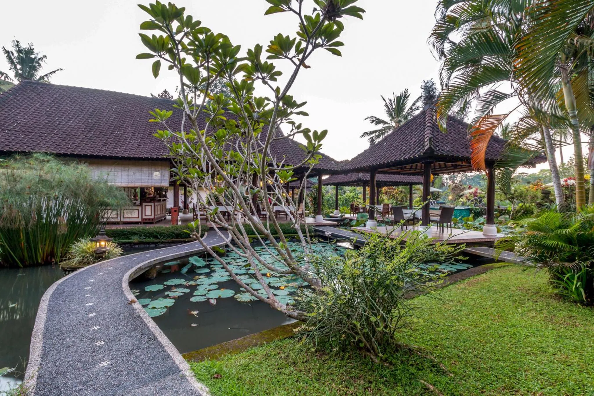 Property building in Villa Taman di Blayu by AGATA