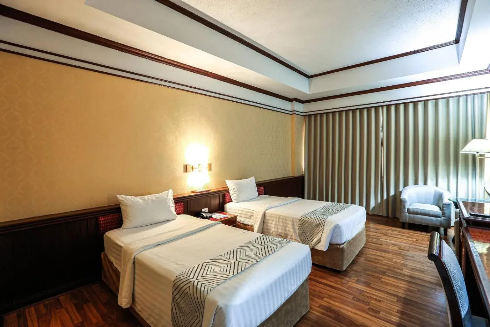 Deluxe Twin Room in Kosa Hotel & Wellness Center -SHA Certified Deluxe Twin Room in Kosa Hotel & Wellness Center -SHA Certified