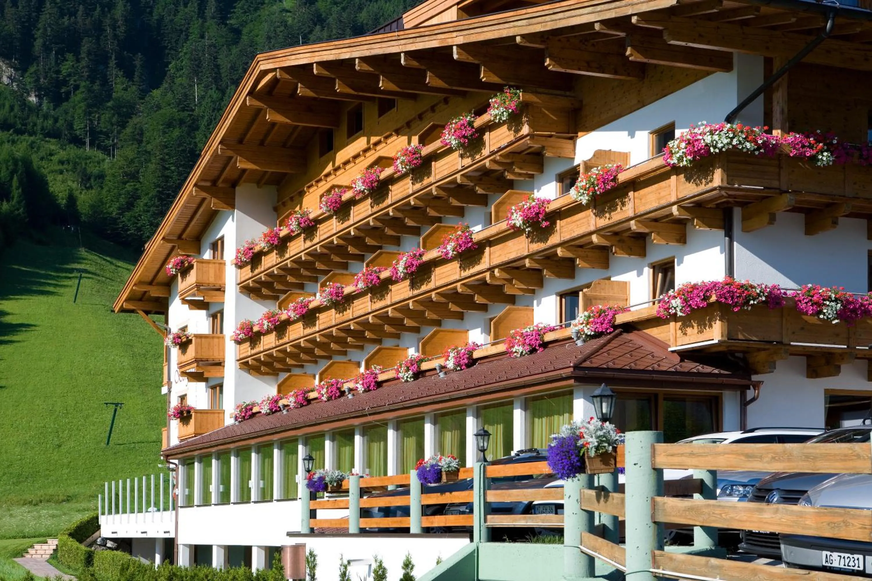 Facade/entrance in Hotel Bergland