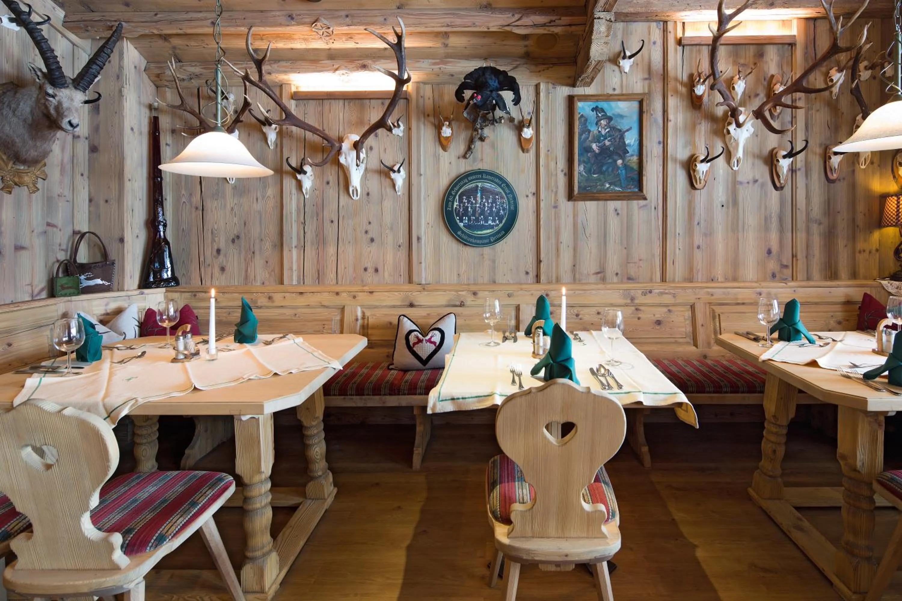 Restaurant/places to eat in Hotel Bergland