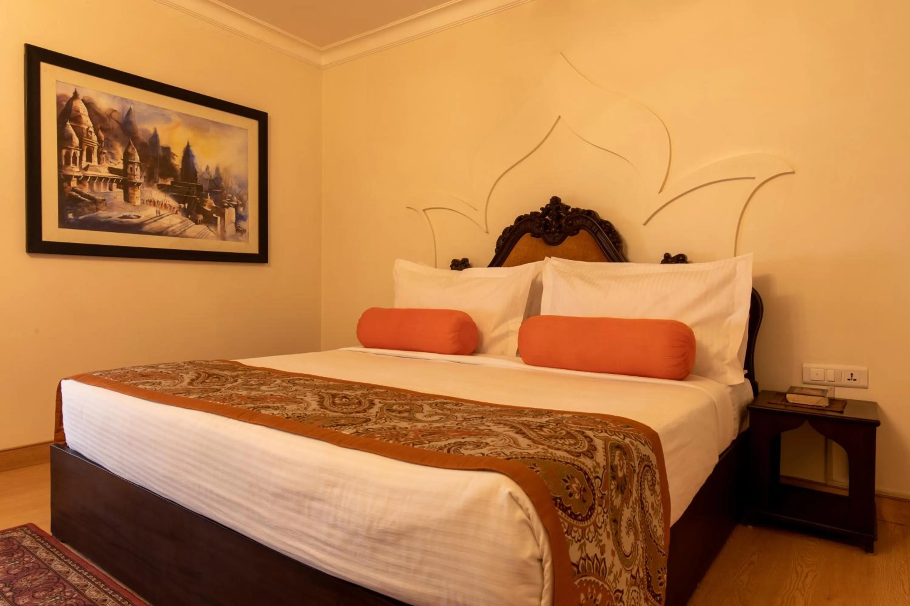 Bed in Amritara Suryauday Haveli