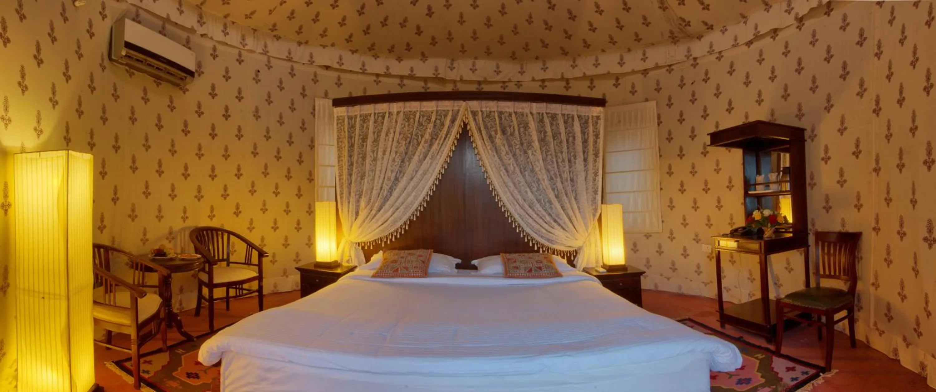 Bed in Aaram Baagh Pushkar by Pachar Group