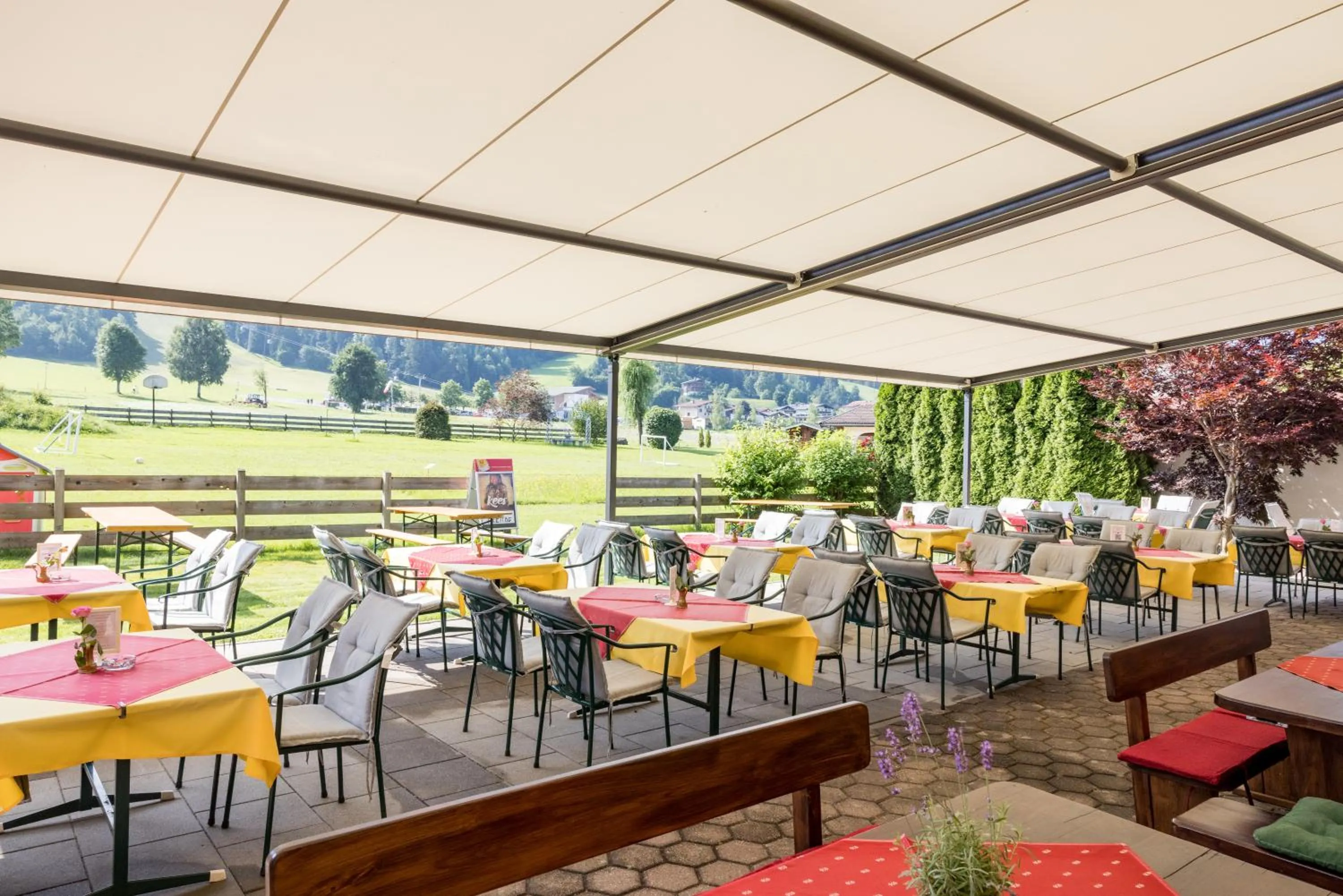 Property building in Hotel Alpenhof