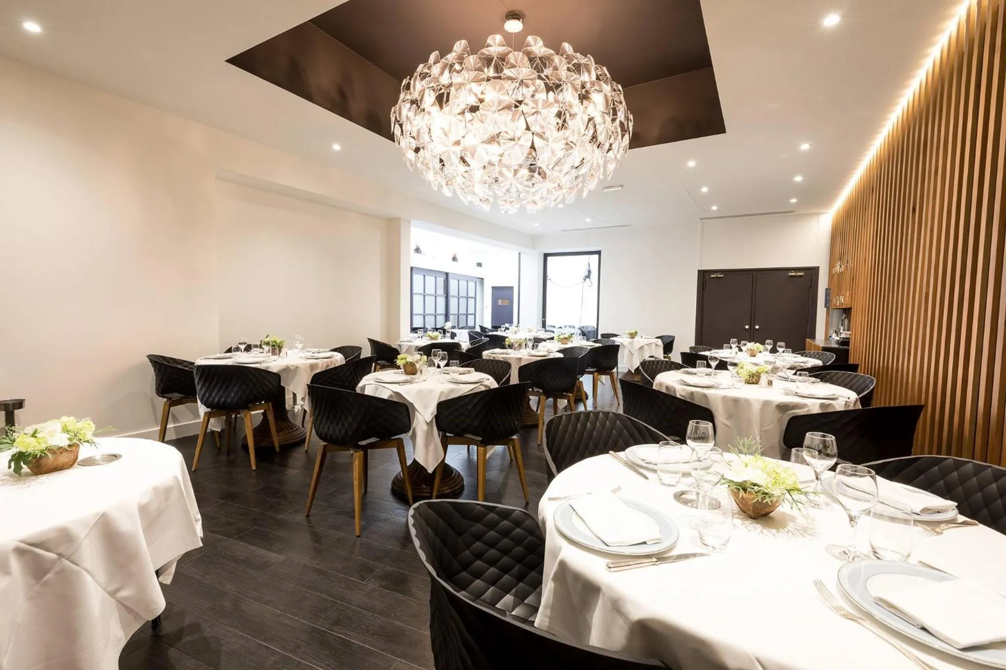 Restaurant/places to eat in Logis Hotel des Bourbons Montluçon Climatisé