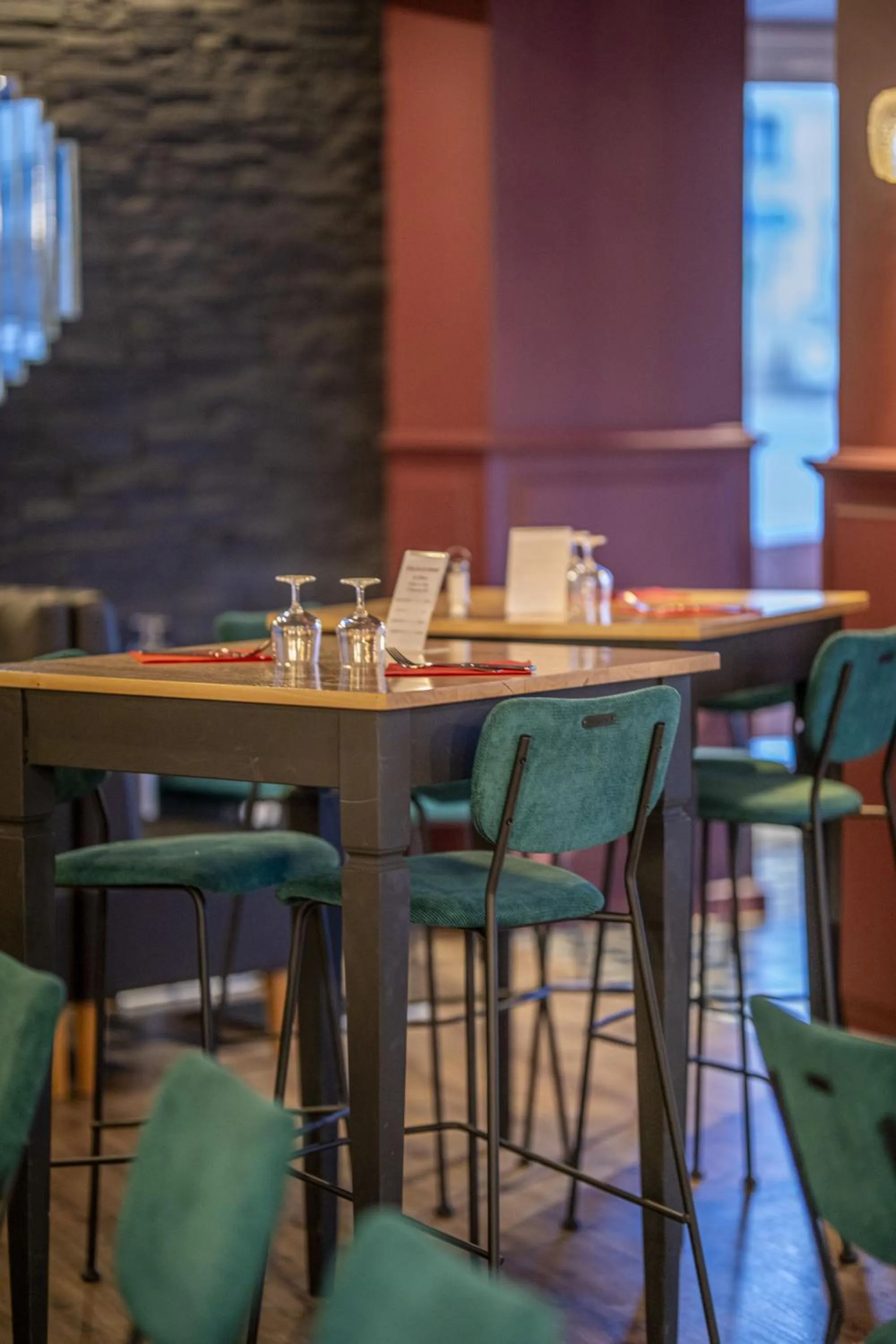 Restaurant/places to eat in Logis Hotel des Bourbons Montluçon Climatisé