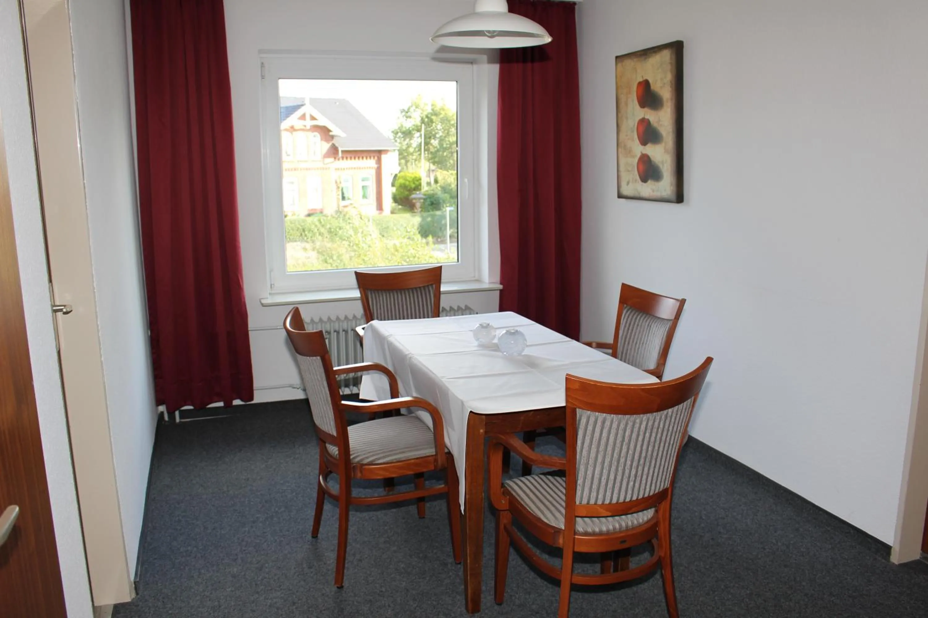 Dining area in Hotel zur Treene