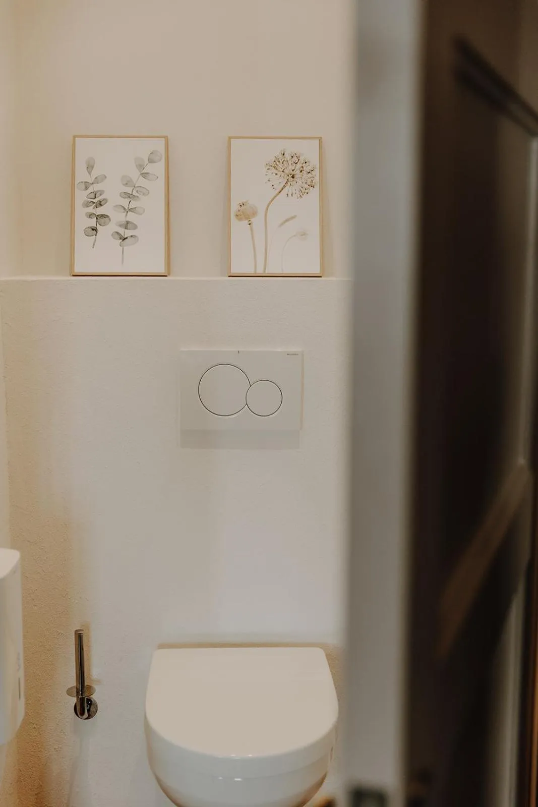 Toilet in Hotel zur Treene