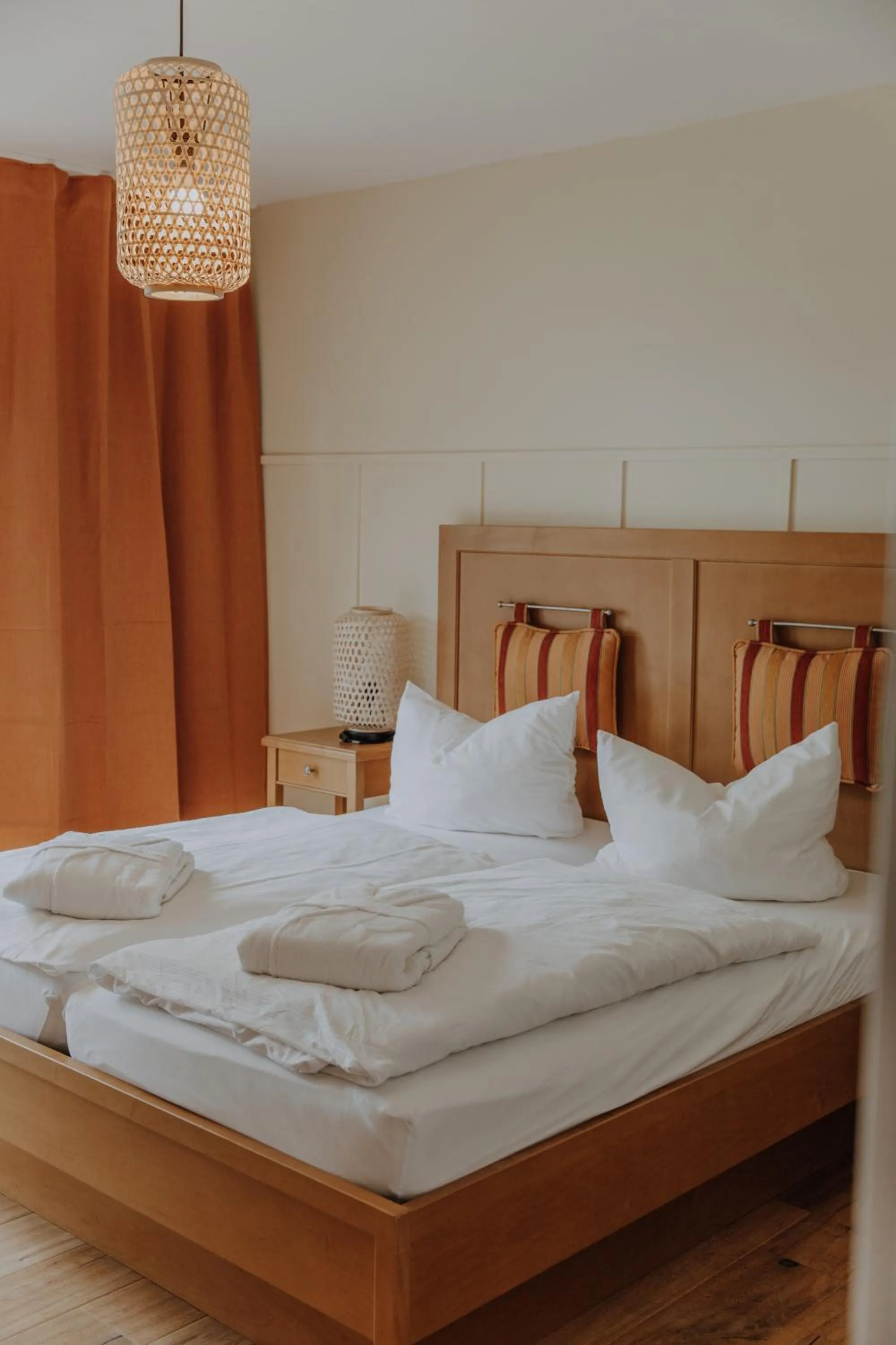 Photo of the whole room, Bed in Hotel zur Treene