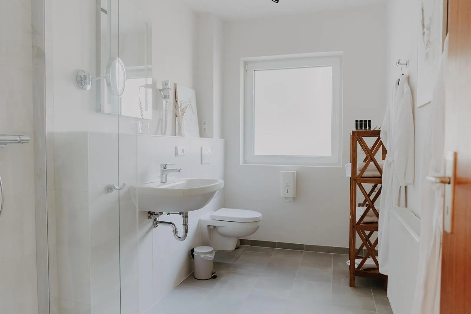 Bathroom in Hotel zur Treene