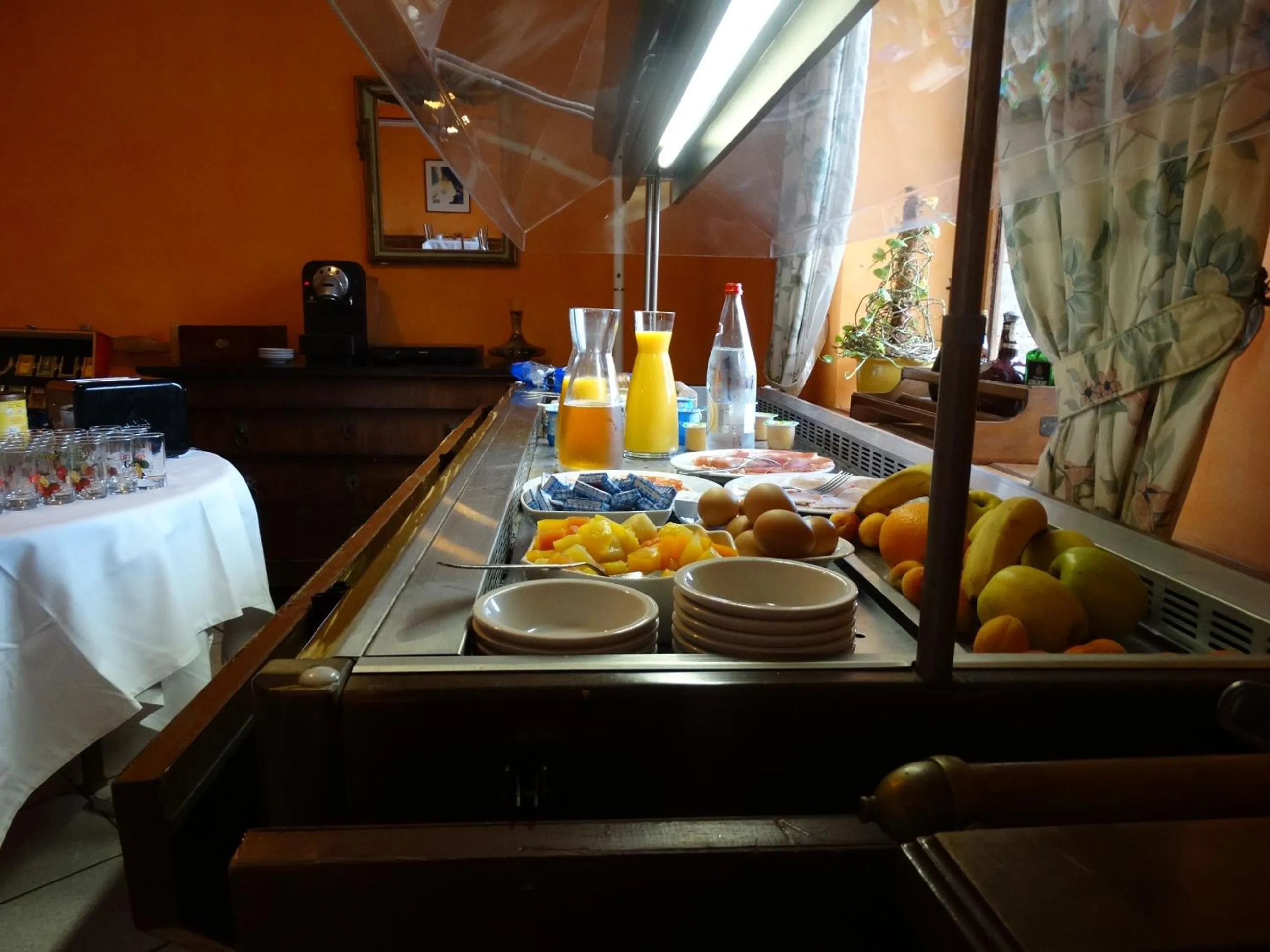 Breakfast in Maison Legate "Hôtel Le Baudiere & Spa"