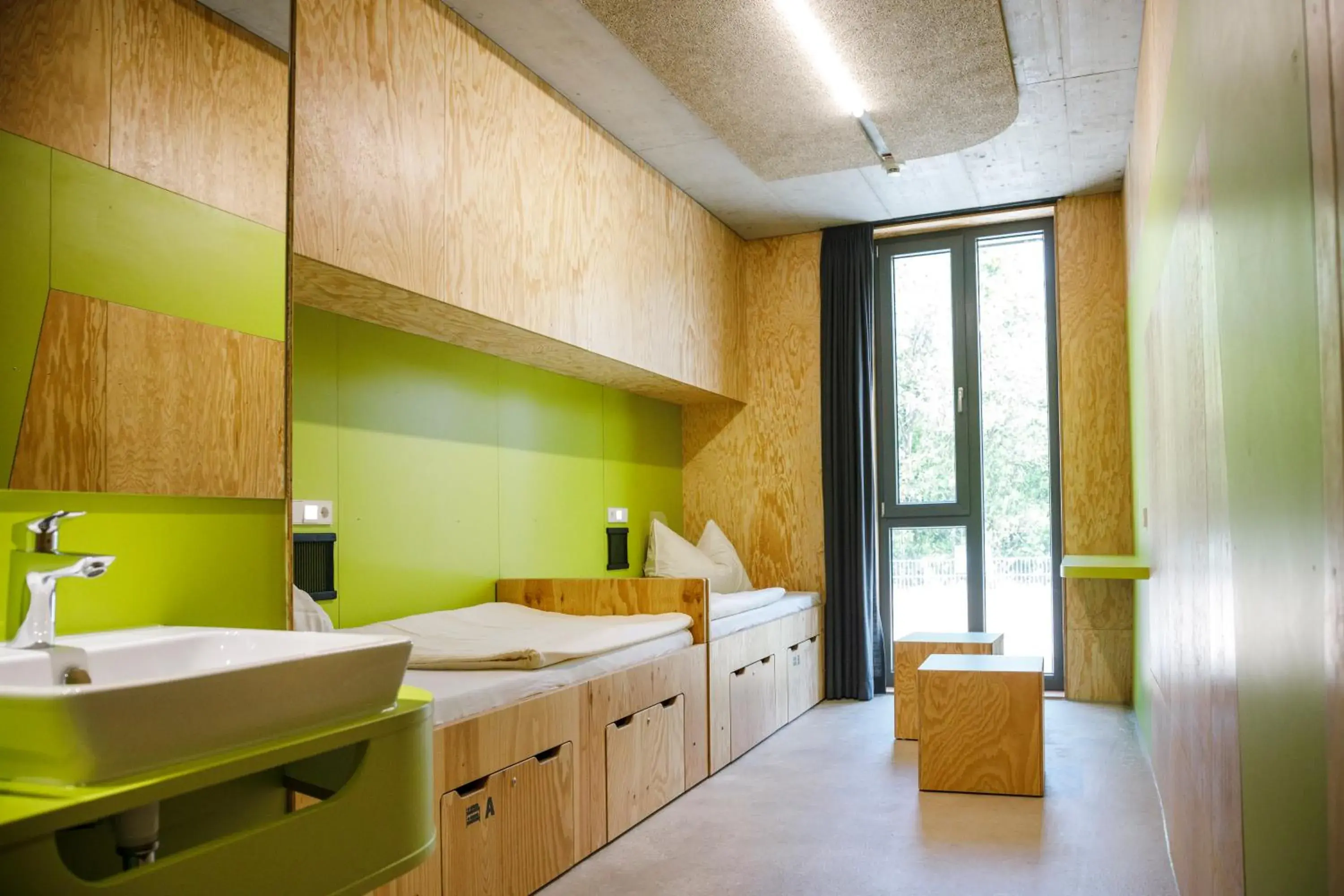 Twin Room with Bathroom in Jugendherberge Bayreuth Twin Room with Bathroom in Jugendherberge Bayreuth