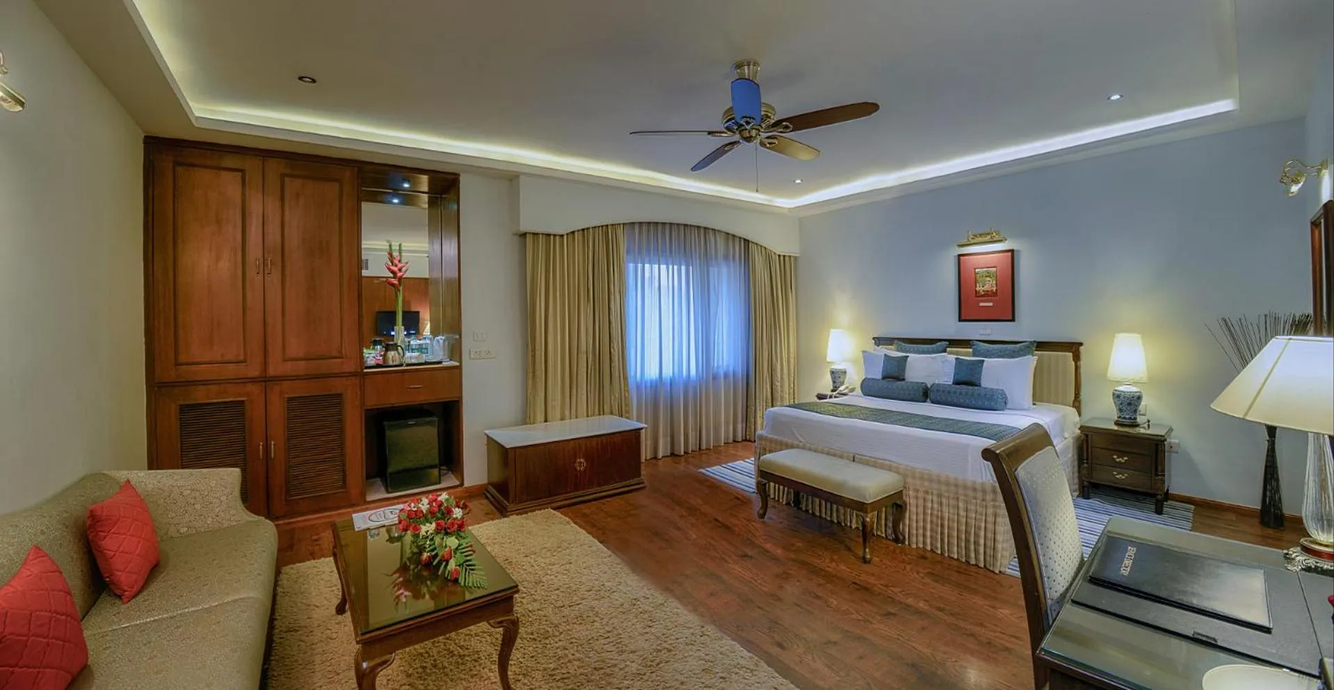 Photo of the whole room, Bed in Hotel Clarks Varanasi Limited