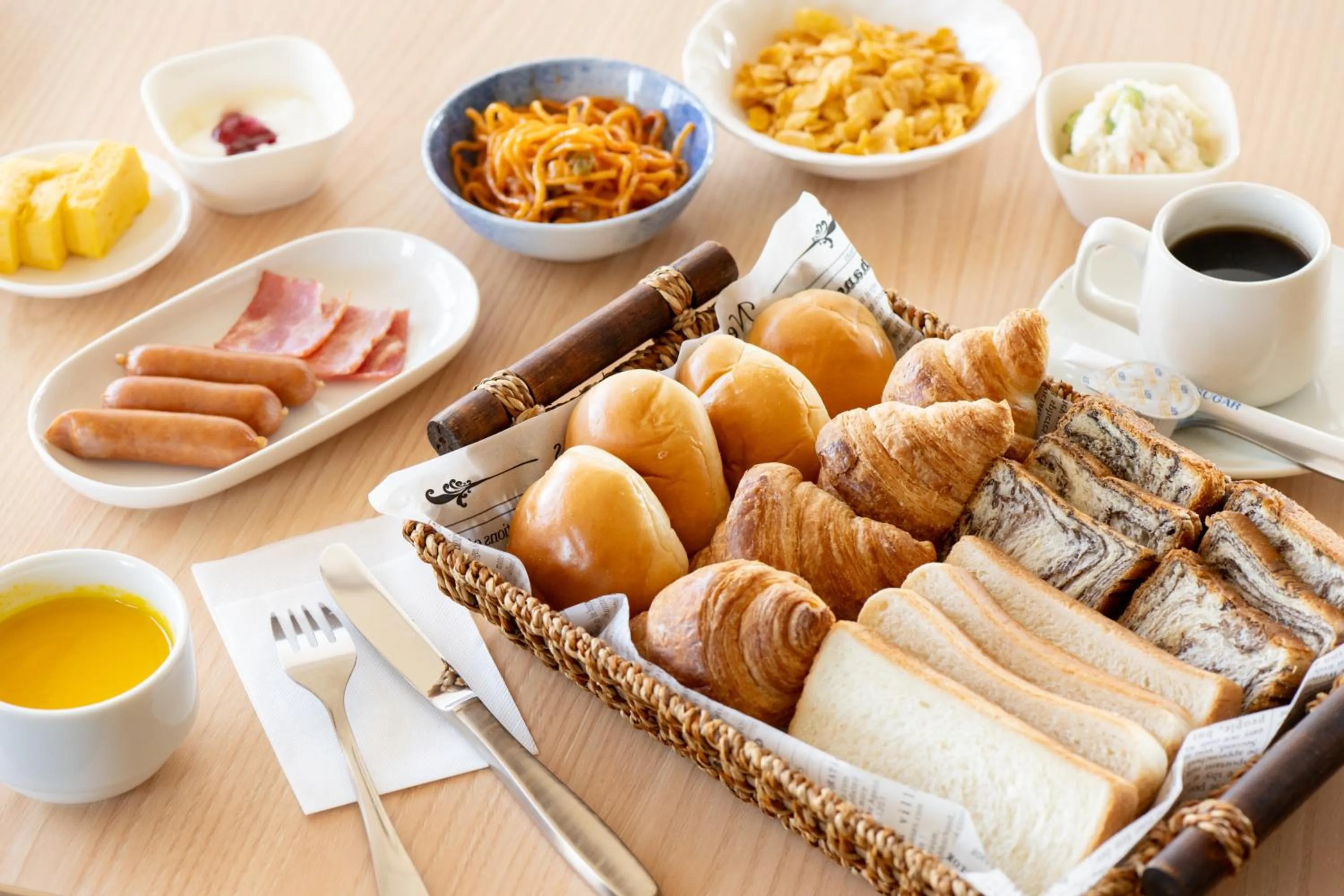 Buffet breakfast in Hotel Matsumoto Yorozuya