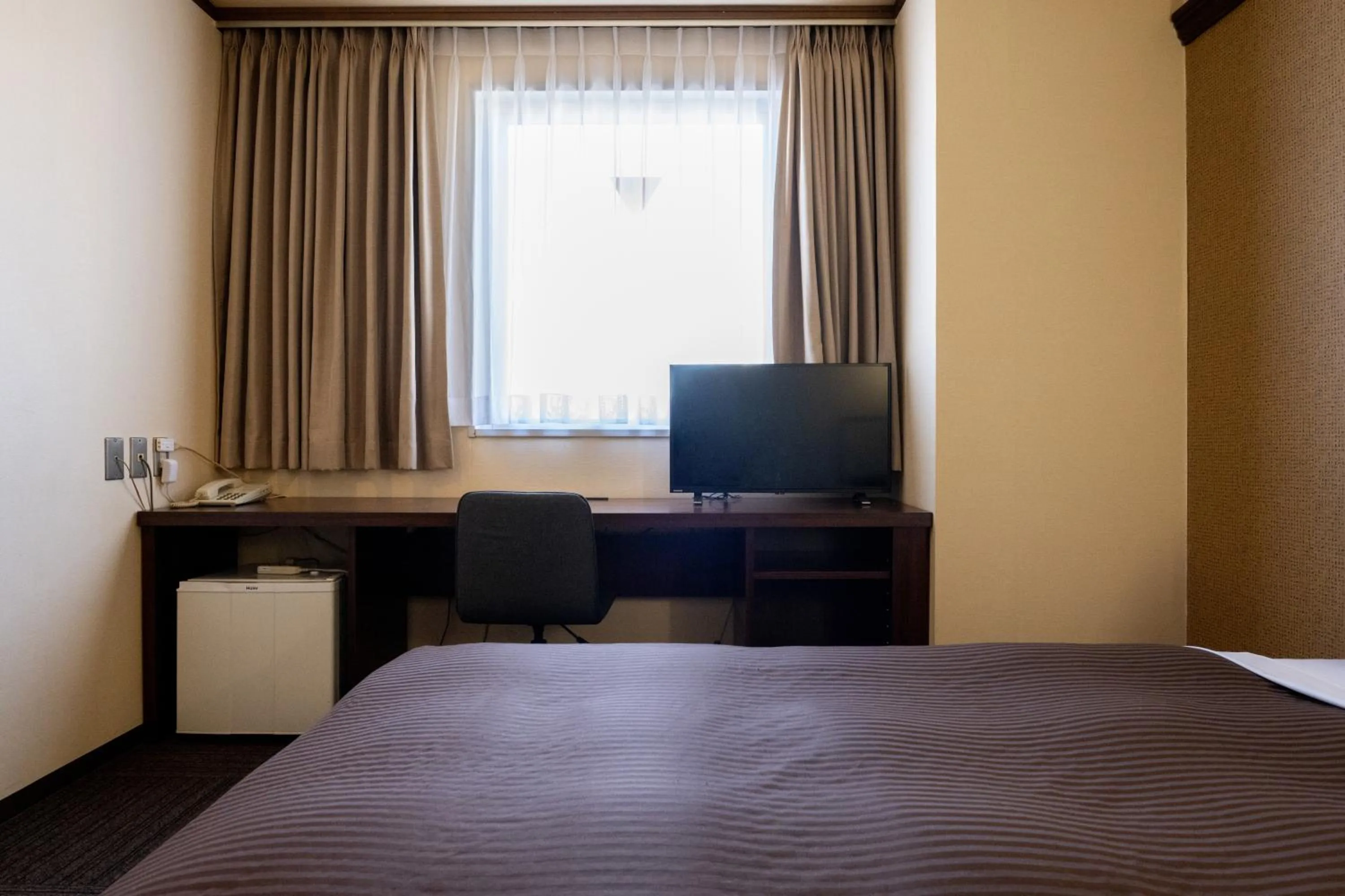 Photo of the whole room, Bed in Hotel Matsumoto Yorozuya