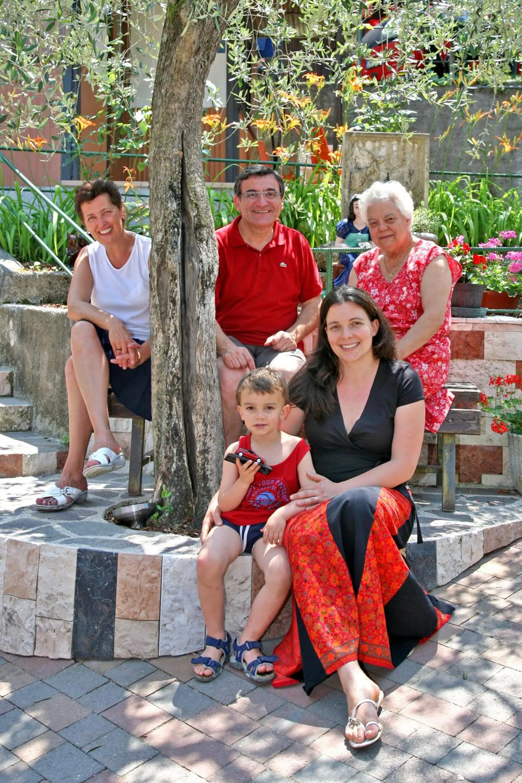 Staff in Hotel Baitone - Nature Village