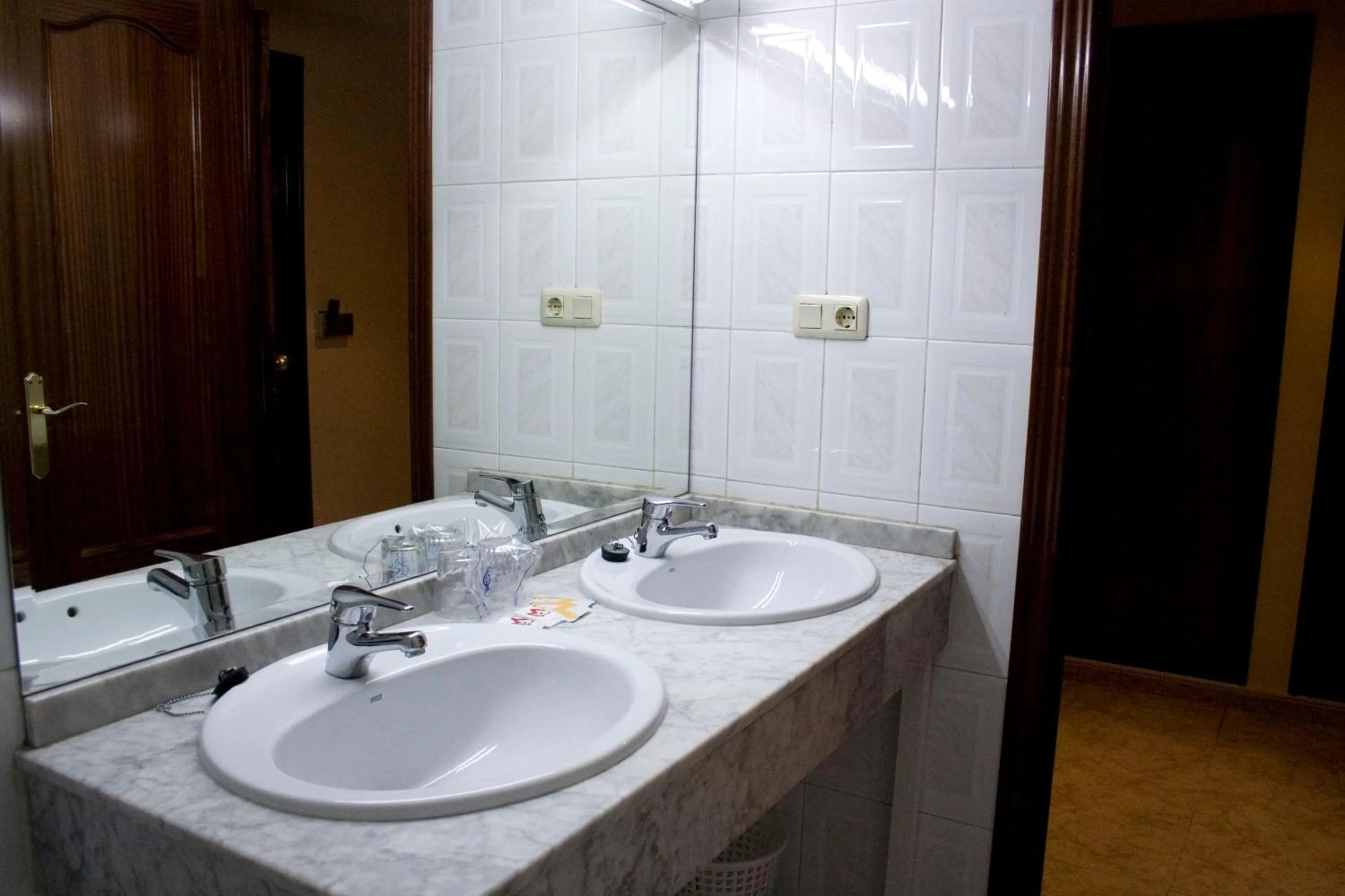 Bathroom in Hotel Perales