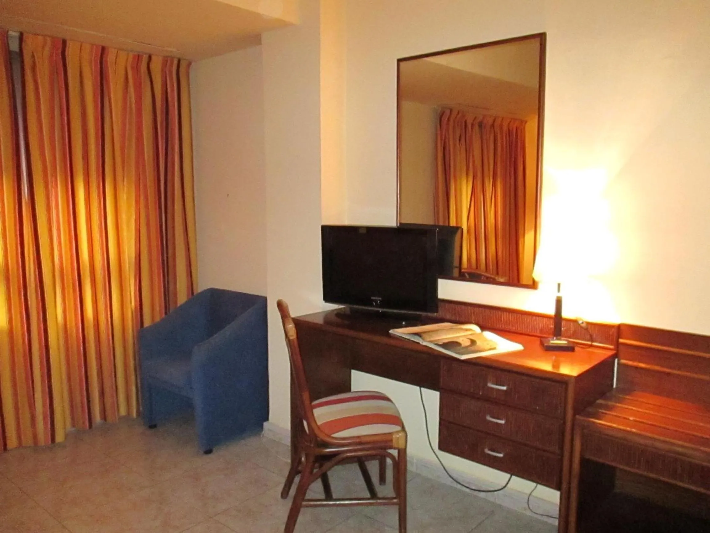 TV and multimedia in Hotel Perales