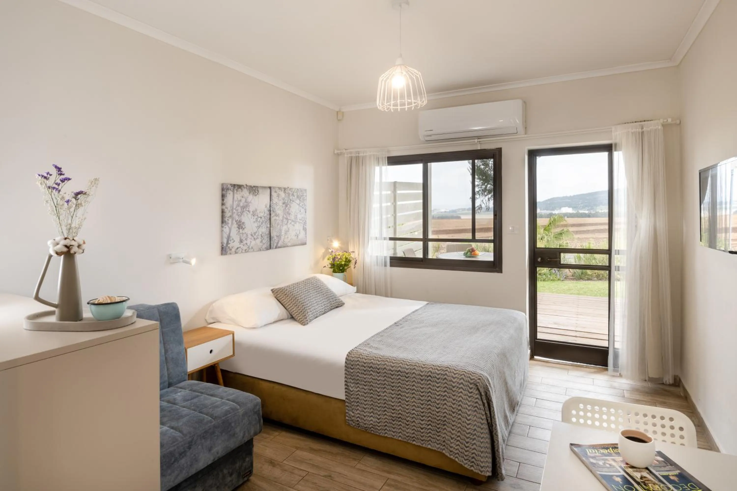 Photo of the whole room, Bed in Holiday Village Kibbutz Mizra