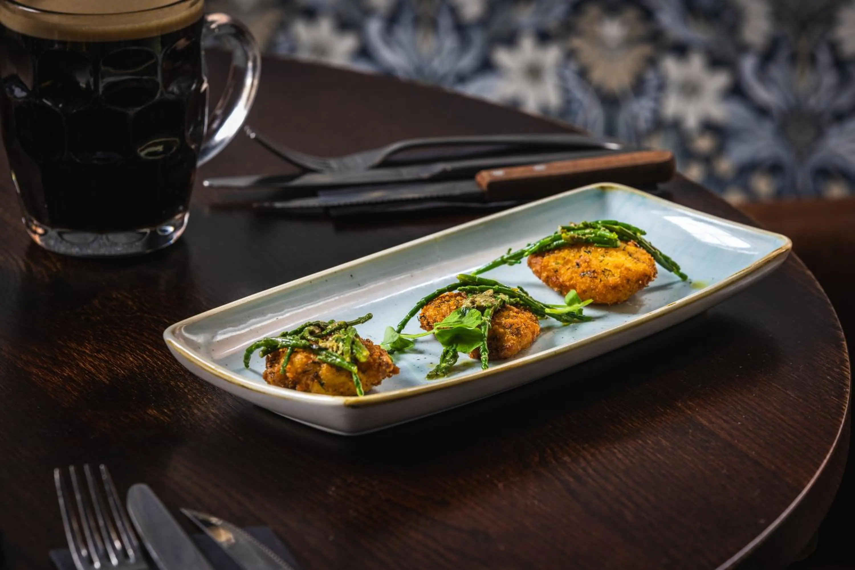 Food in The Pied Bull