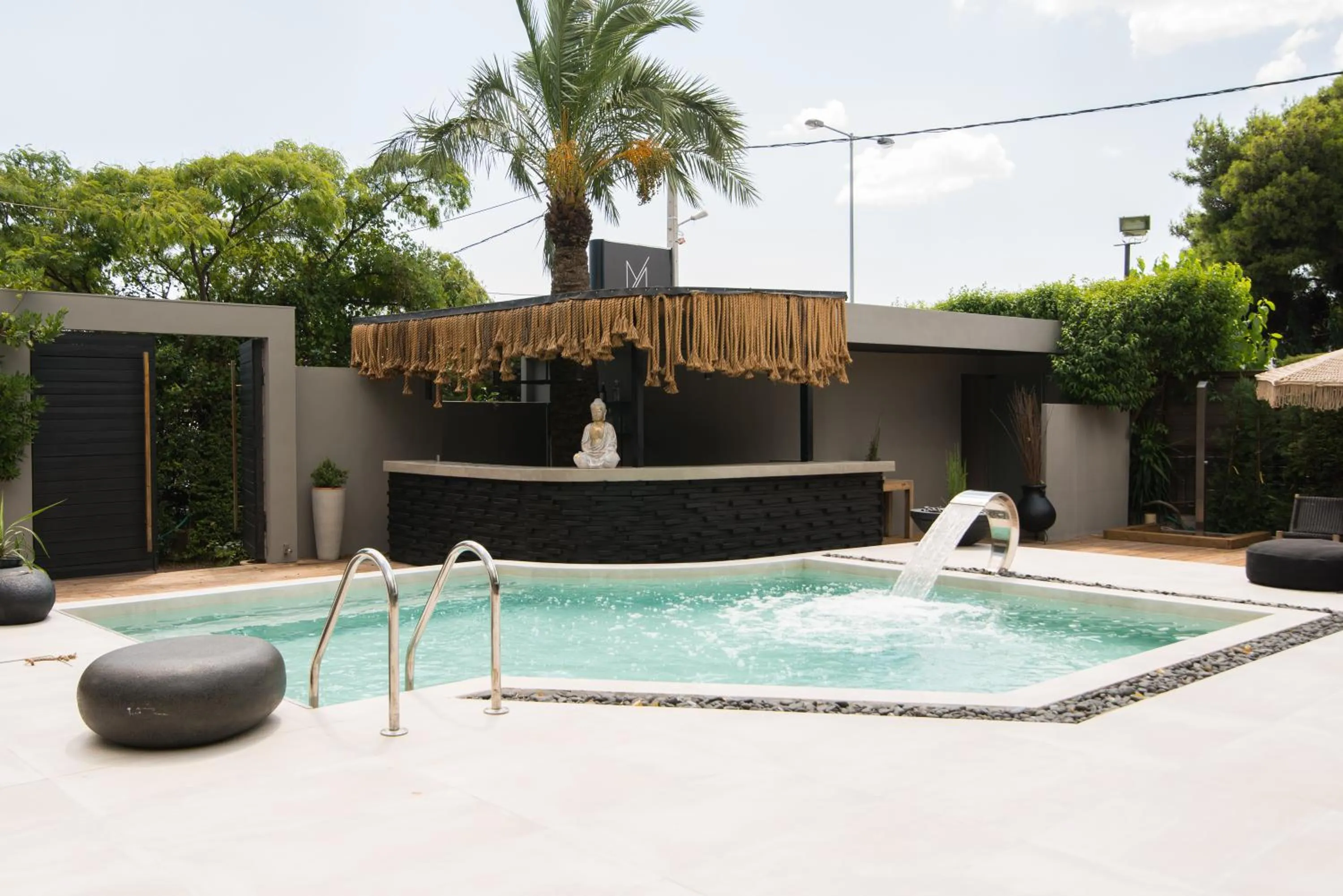 Swimming pool in Mikelina Boutique Hotel