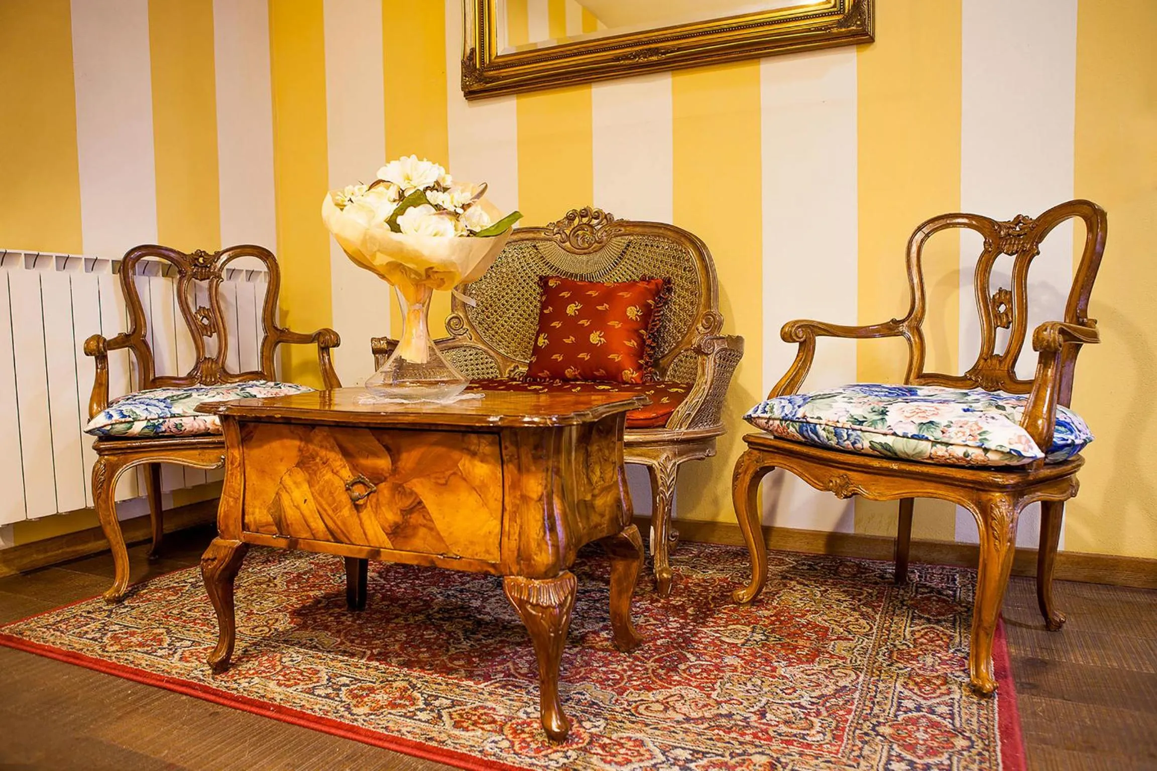 Decorative detail in La Baita