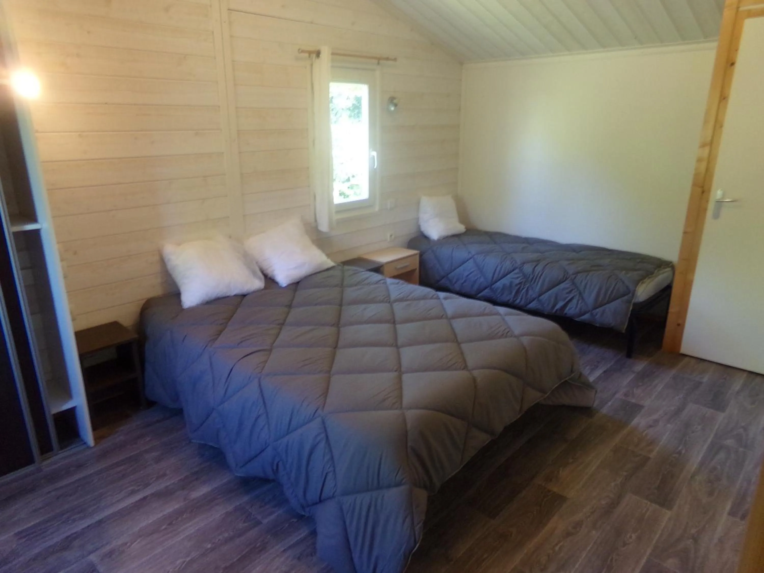 Bed in Terres de France - Les Hameaux de Miel