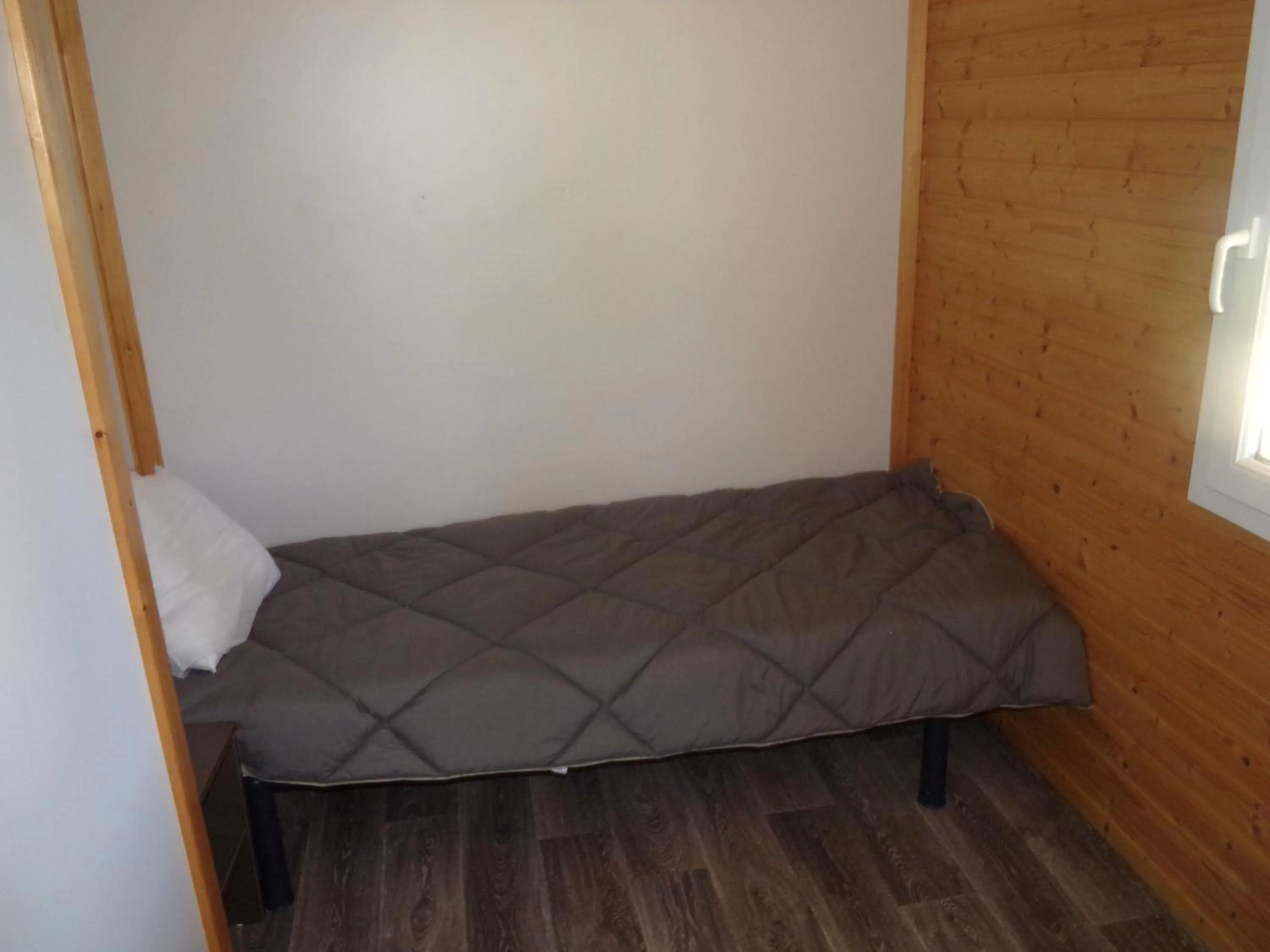 Bed in Terres de France - Les Hameaux de Miel