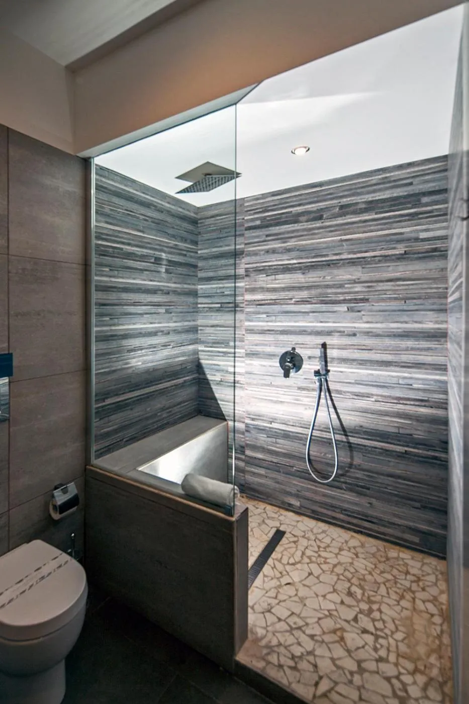 Shower in Comfort Zone Naples